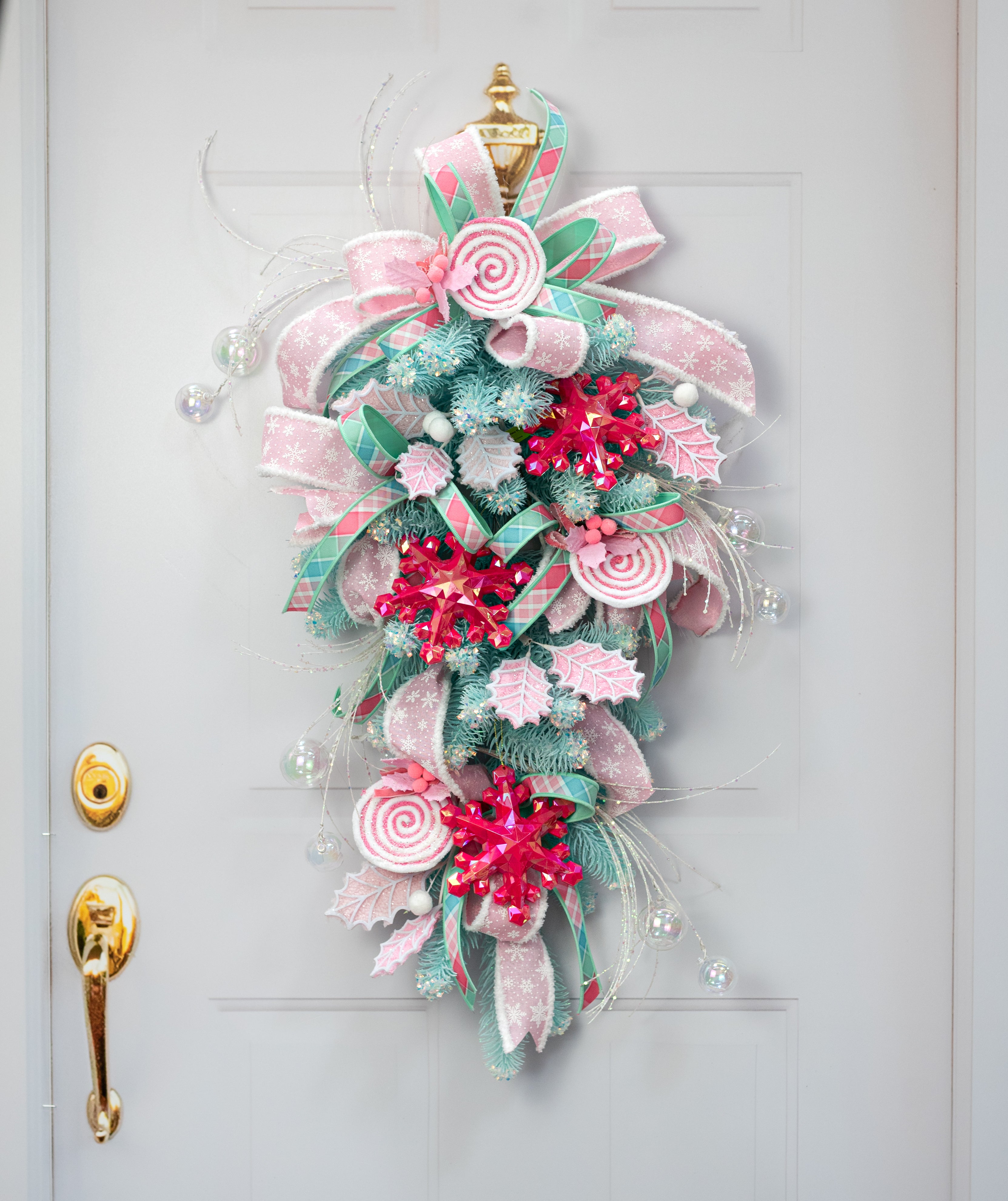 6" Snowflake Ornament: Iridescent Hot Pink