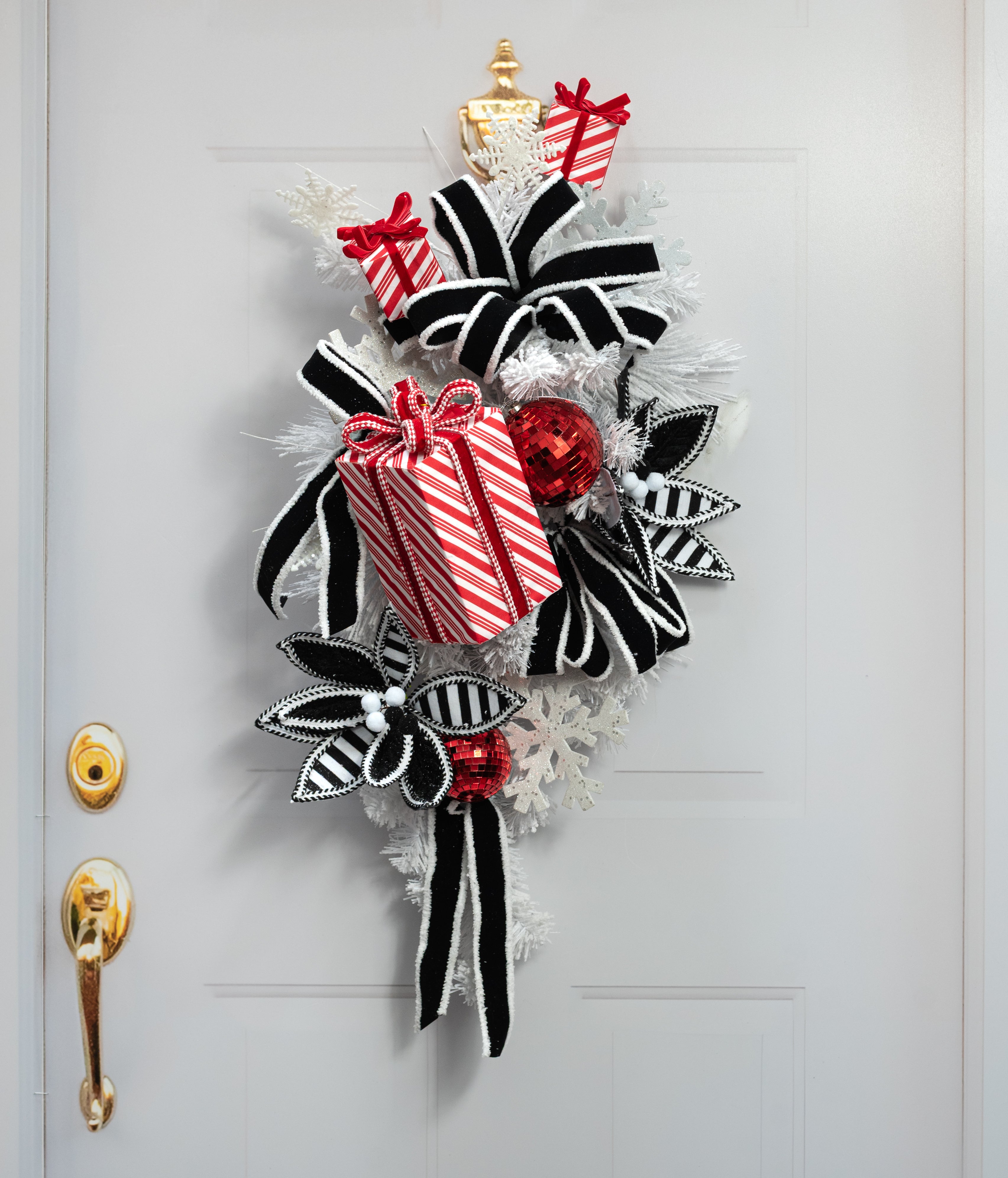 9" Stripe Gift Box Decor: Red & White Peppermint