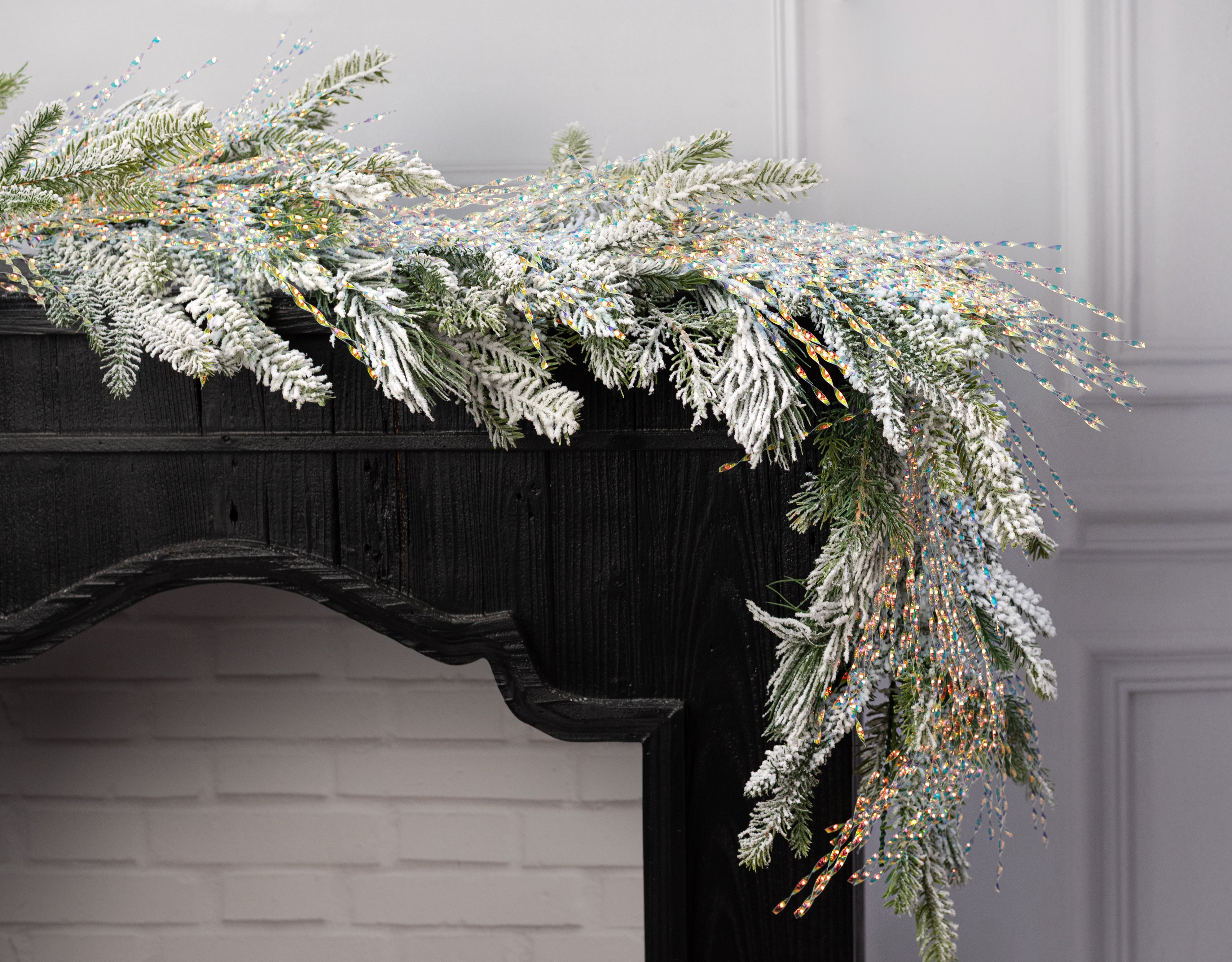 6' Iridescent Twist Garland: Clear