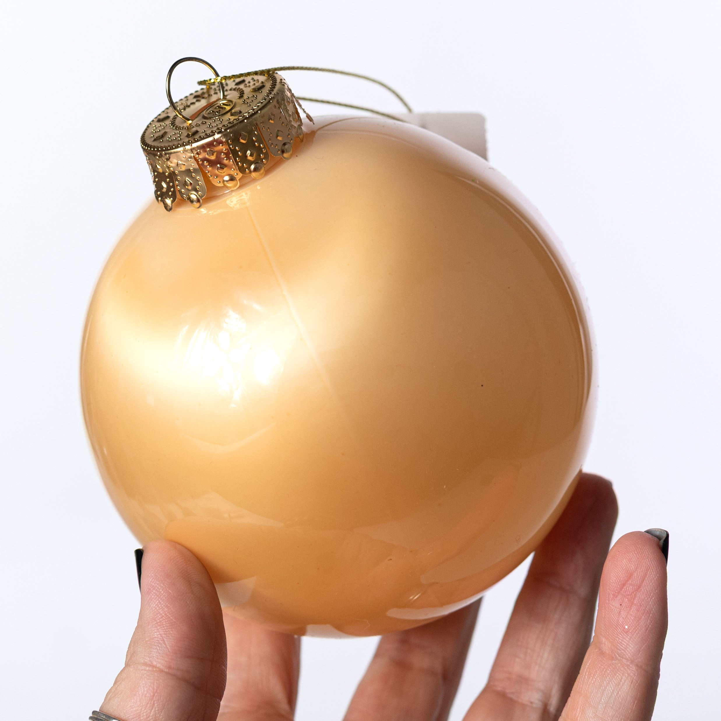 100mm Lacquered Glass-Look Shatterproof Ornament: Gold