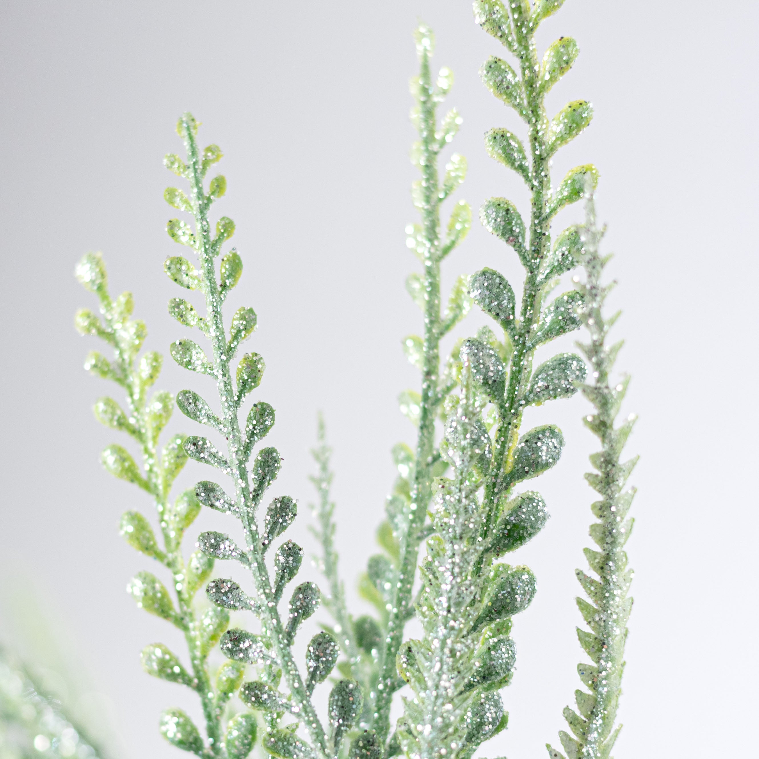 20" Plastic Leaf Button Fern Bush: Iced Green (7 Stem)