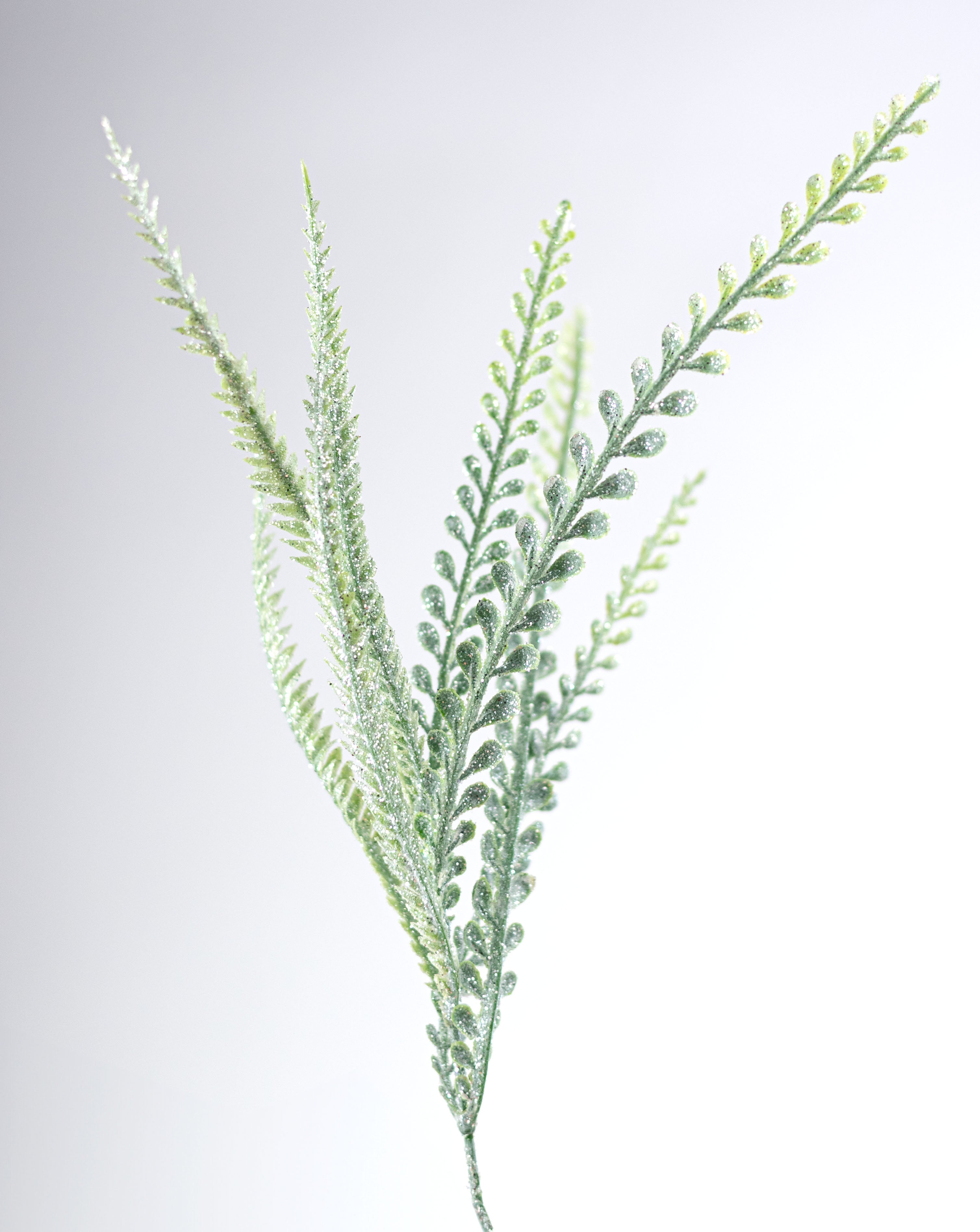 20" Plastic Leaf Button Fern Bush: Iced Green (7 Stem)