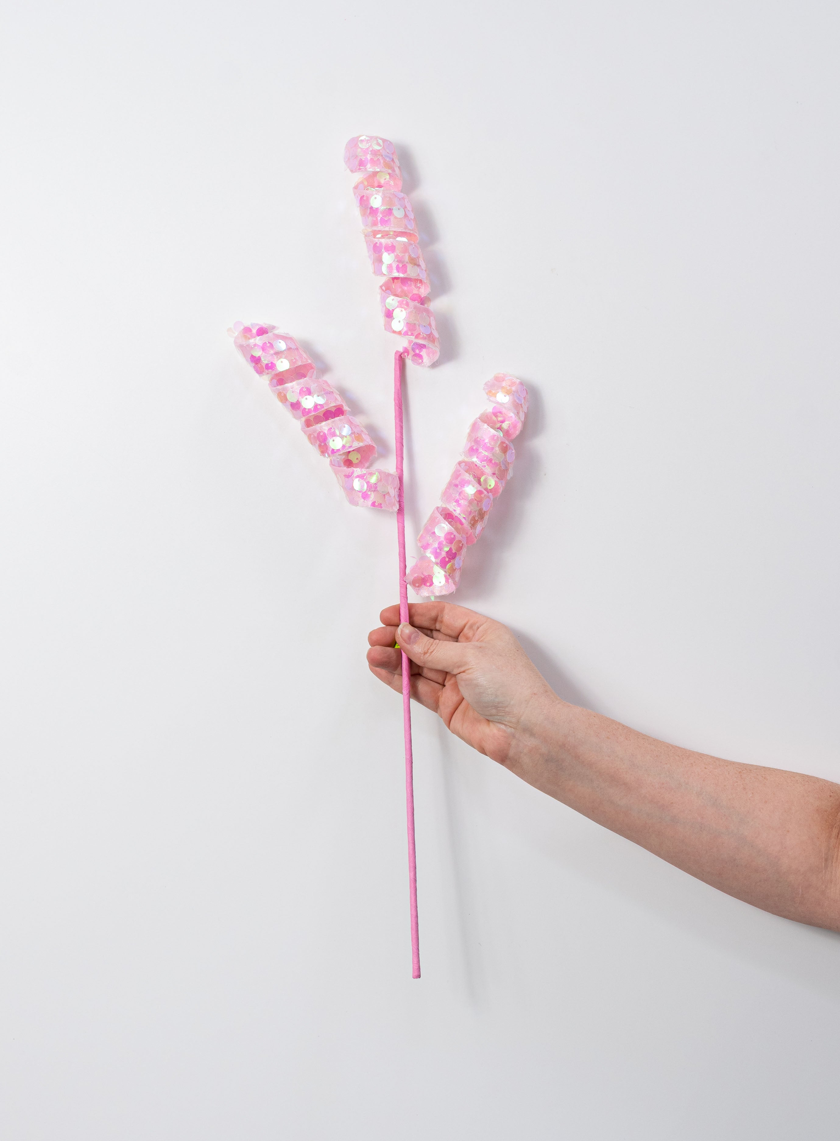 24" Spangle Sequin Curly Spray: Iridescent Pink