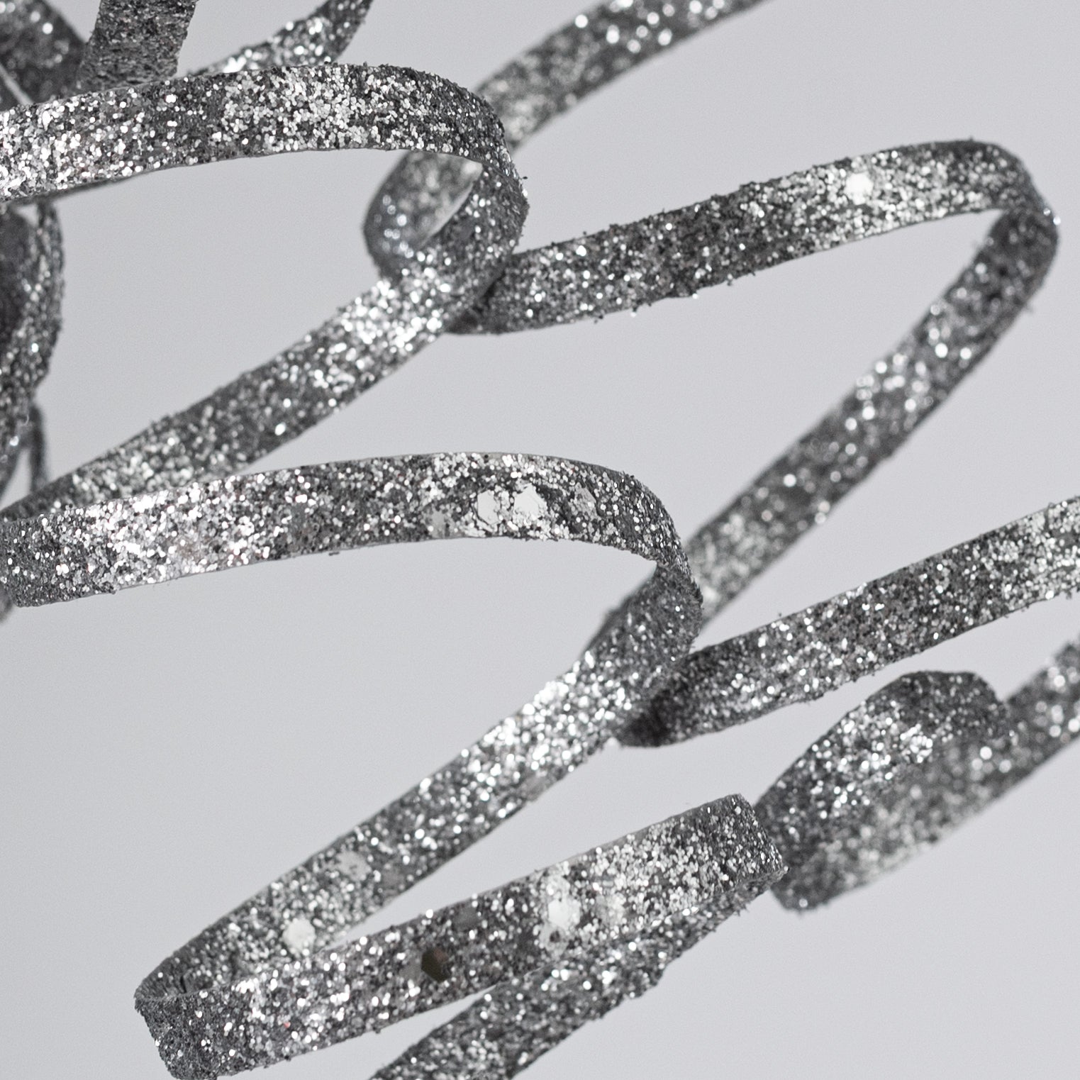 31" Curly Glitter Ribbon Spray: Silver