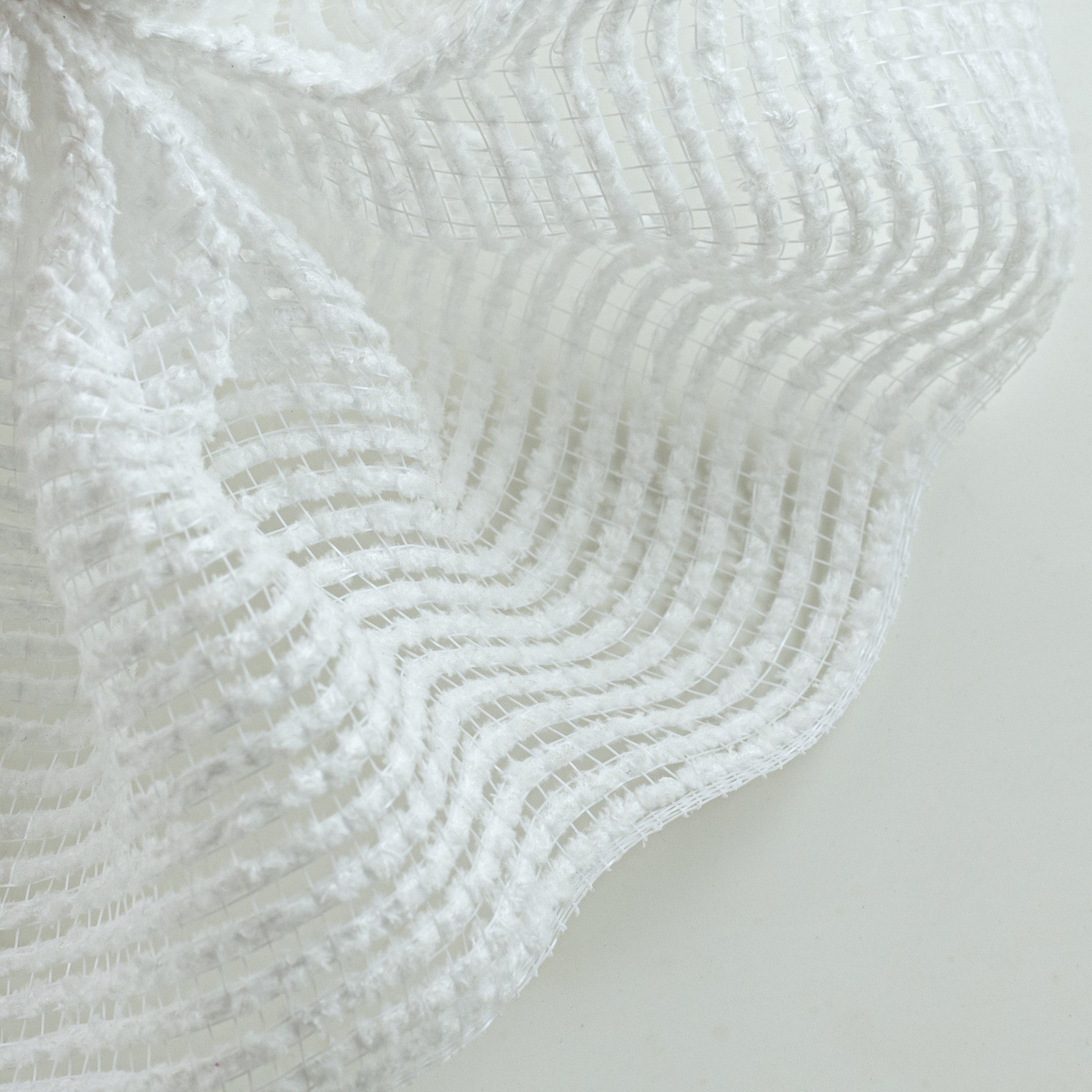 10" All Snow Fuzz Mesh: White (10 Yards)