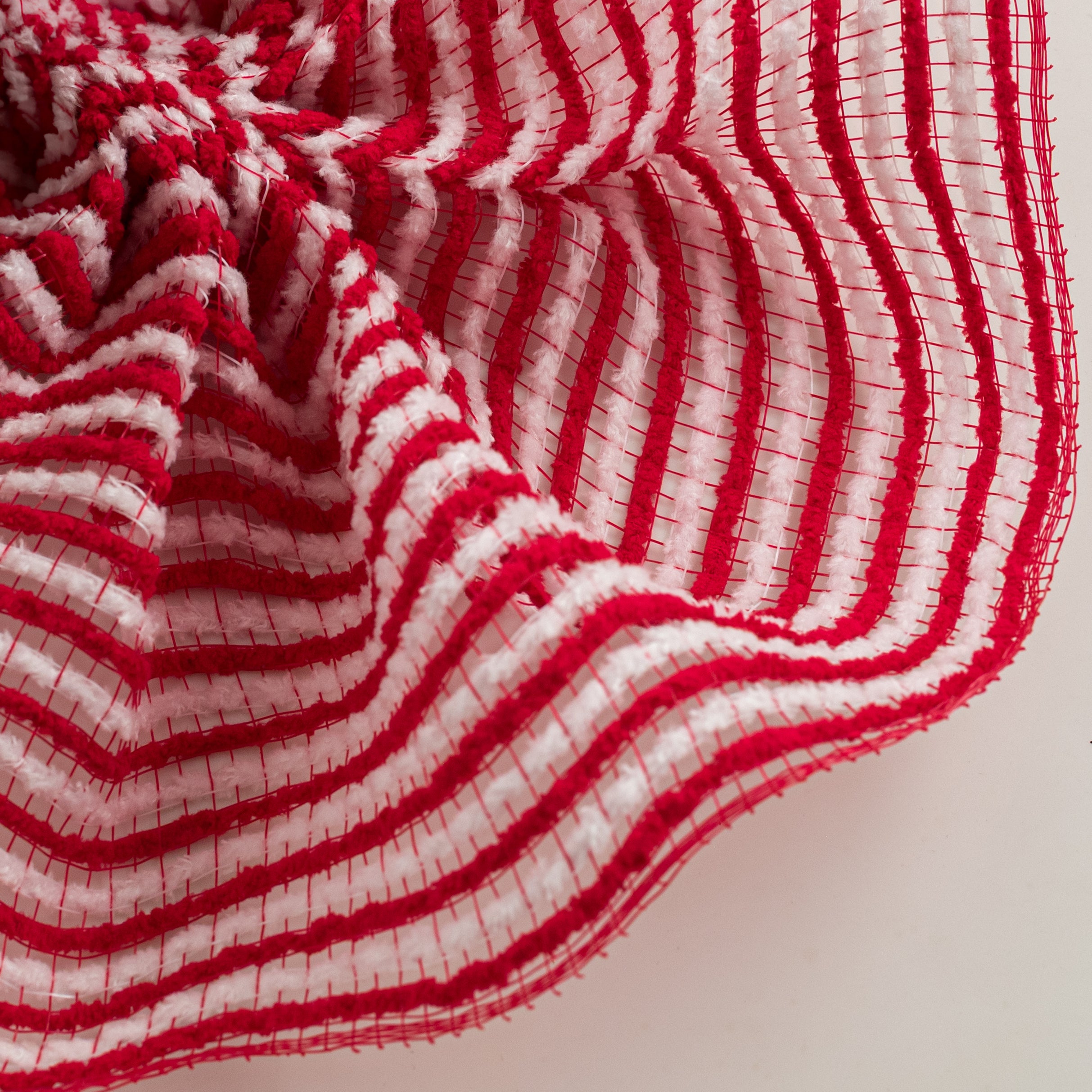 10" All Snow Fuzz Mesh: Red & White Stripes (10 Yards)