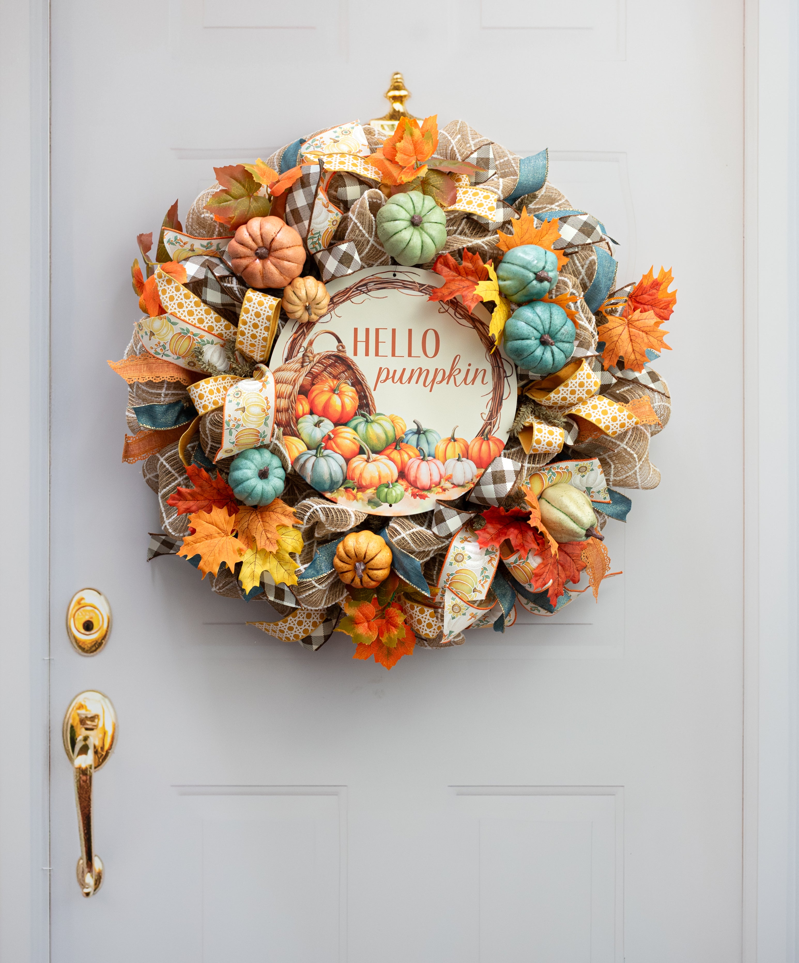 12" Round Metal Sign: Hello Pumpkin Basket