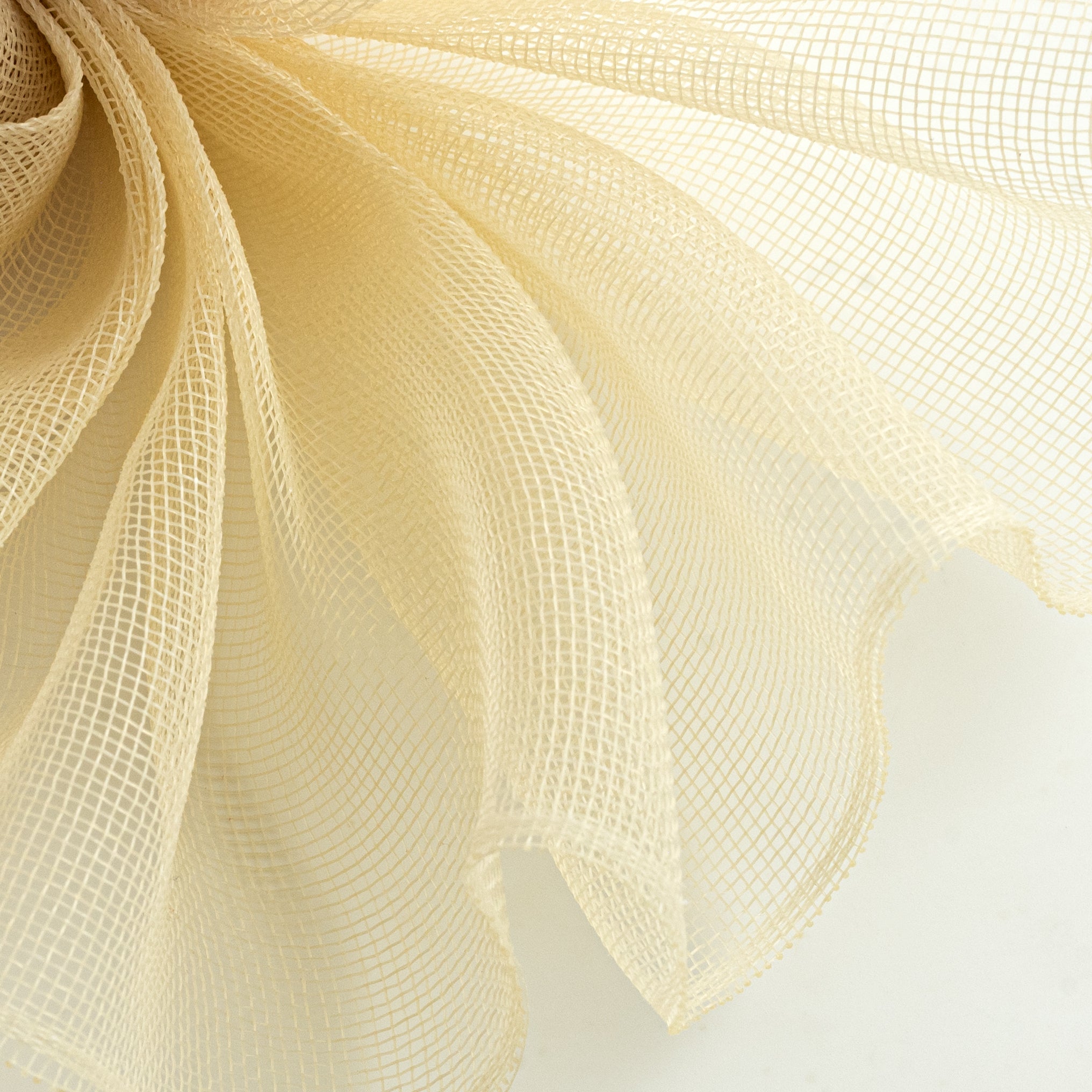 10" Fine Weave Deco Mesh: Champagne Cream