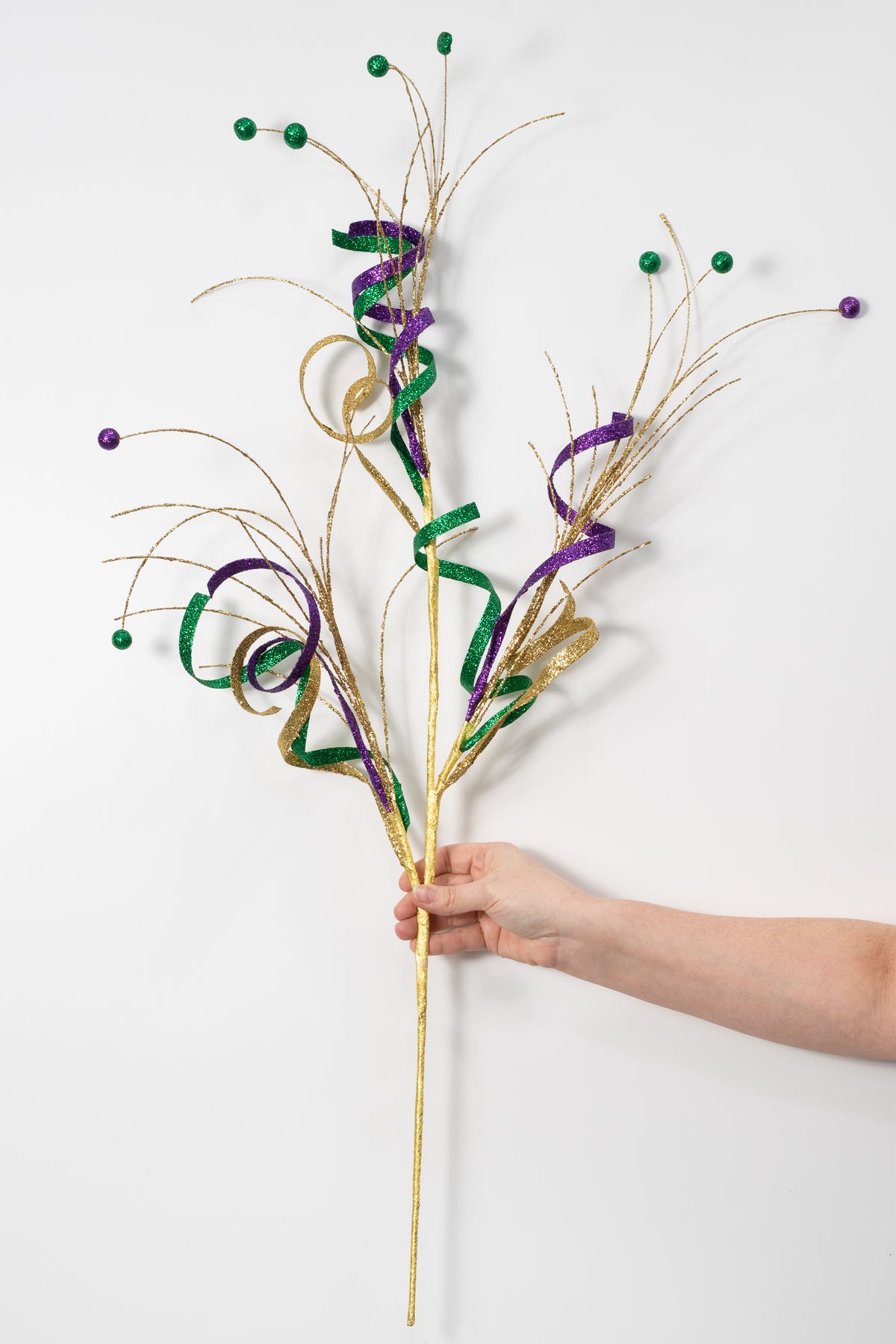 35" Glitter Wispy Curls & Balls Spray: Mardi Gras