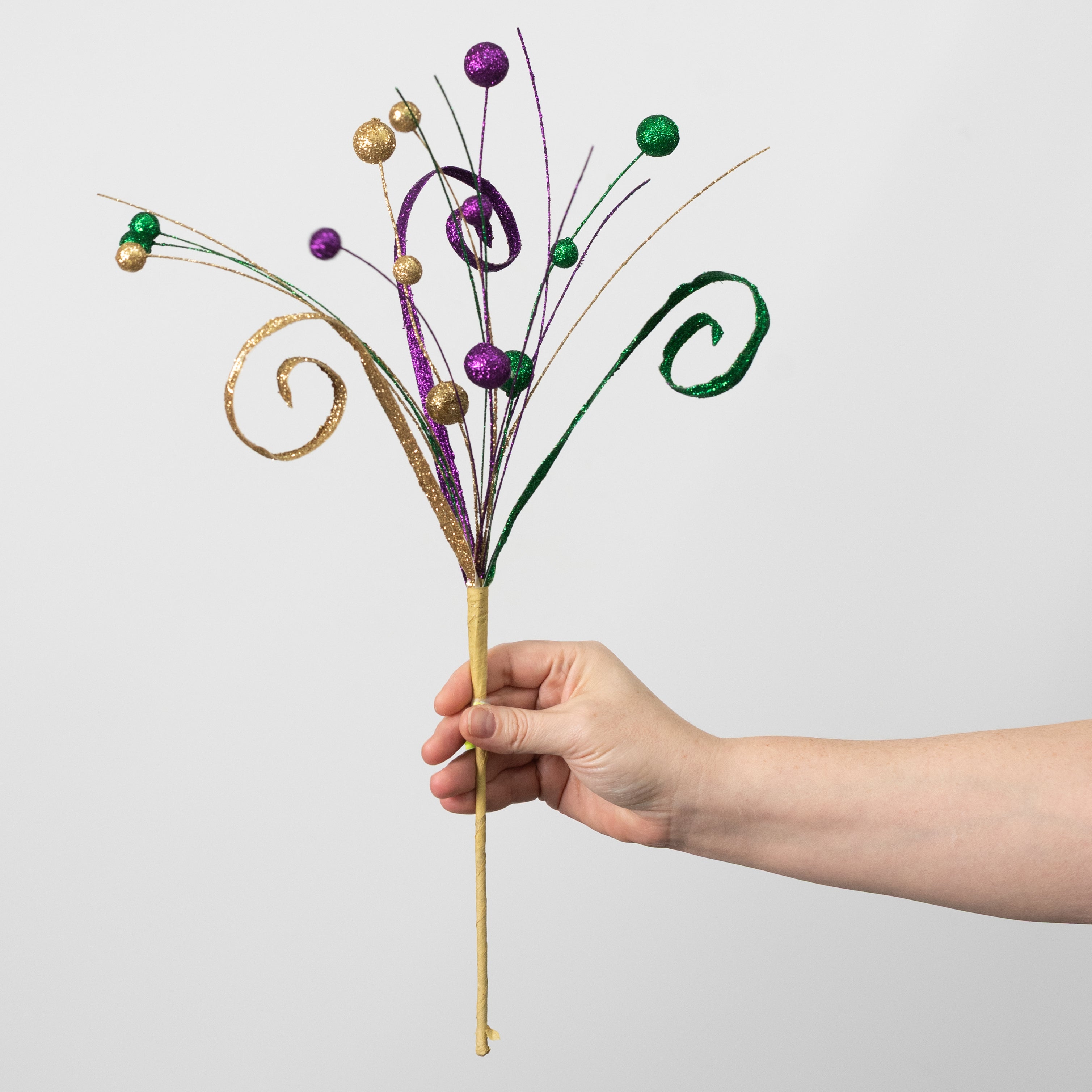 18" Balls & Curls Pick: Mardi Gras