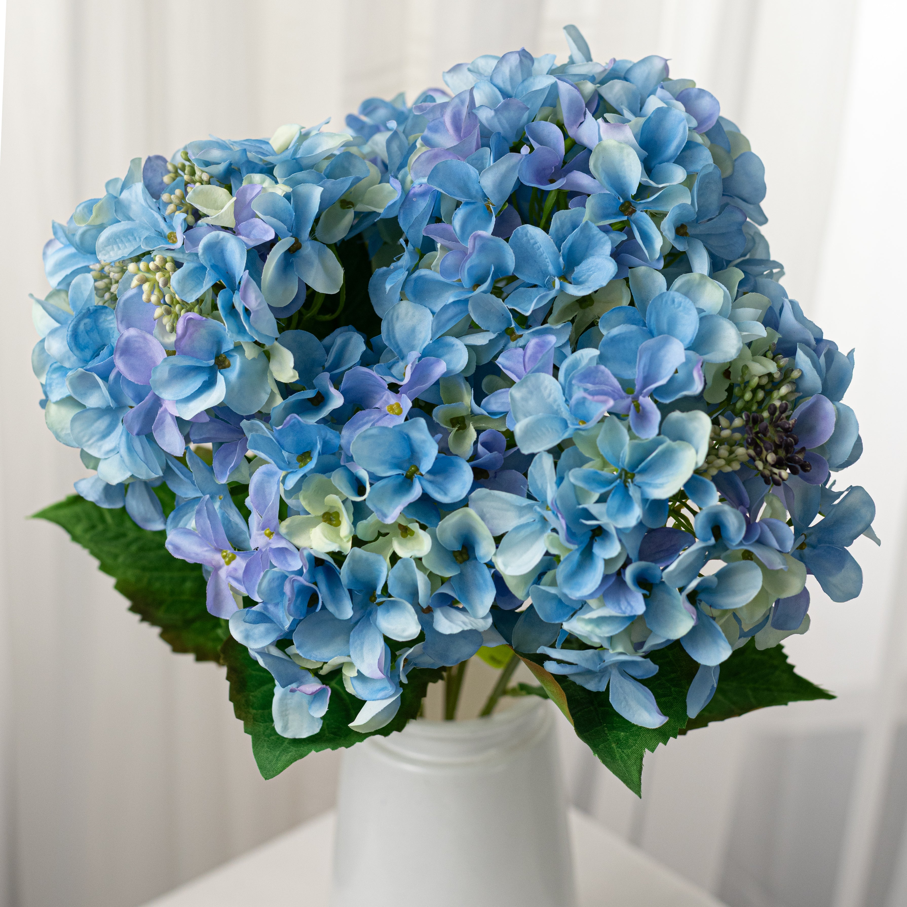 20" Hydrangea Bush: Blue (5 Stem)