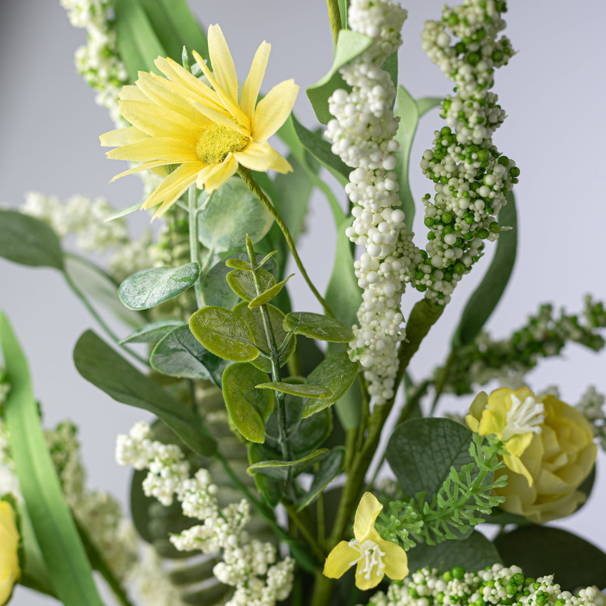 18" Mixed Heather & Daisy Bush: Yellow