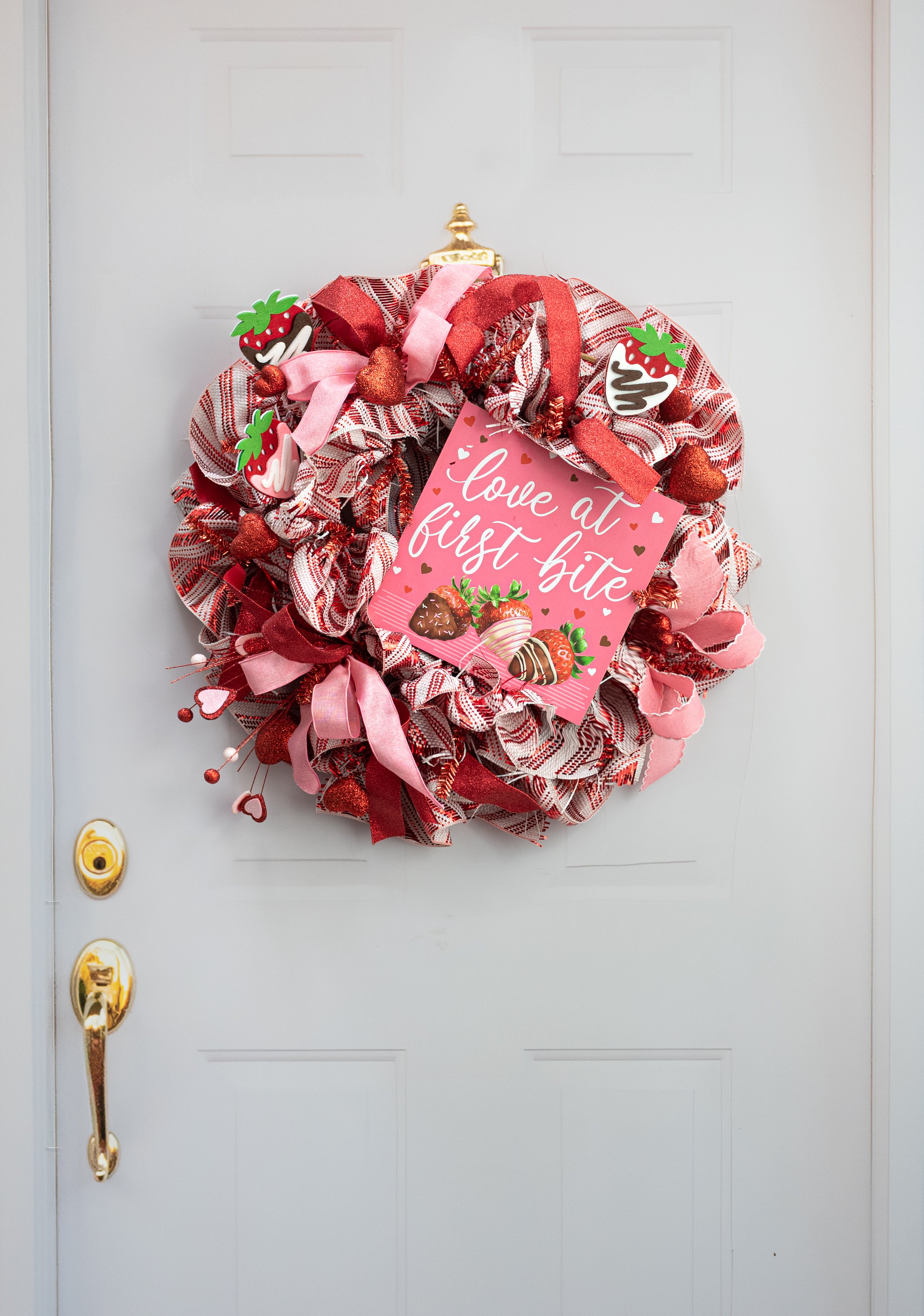 10" Square Wooden Sign: Chocolate Strawberry Love