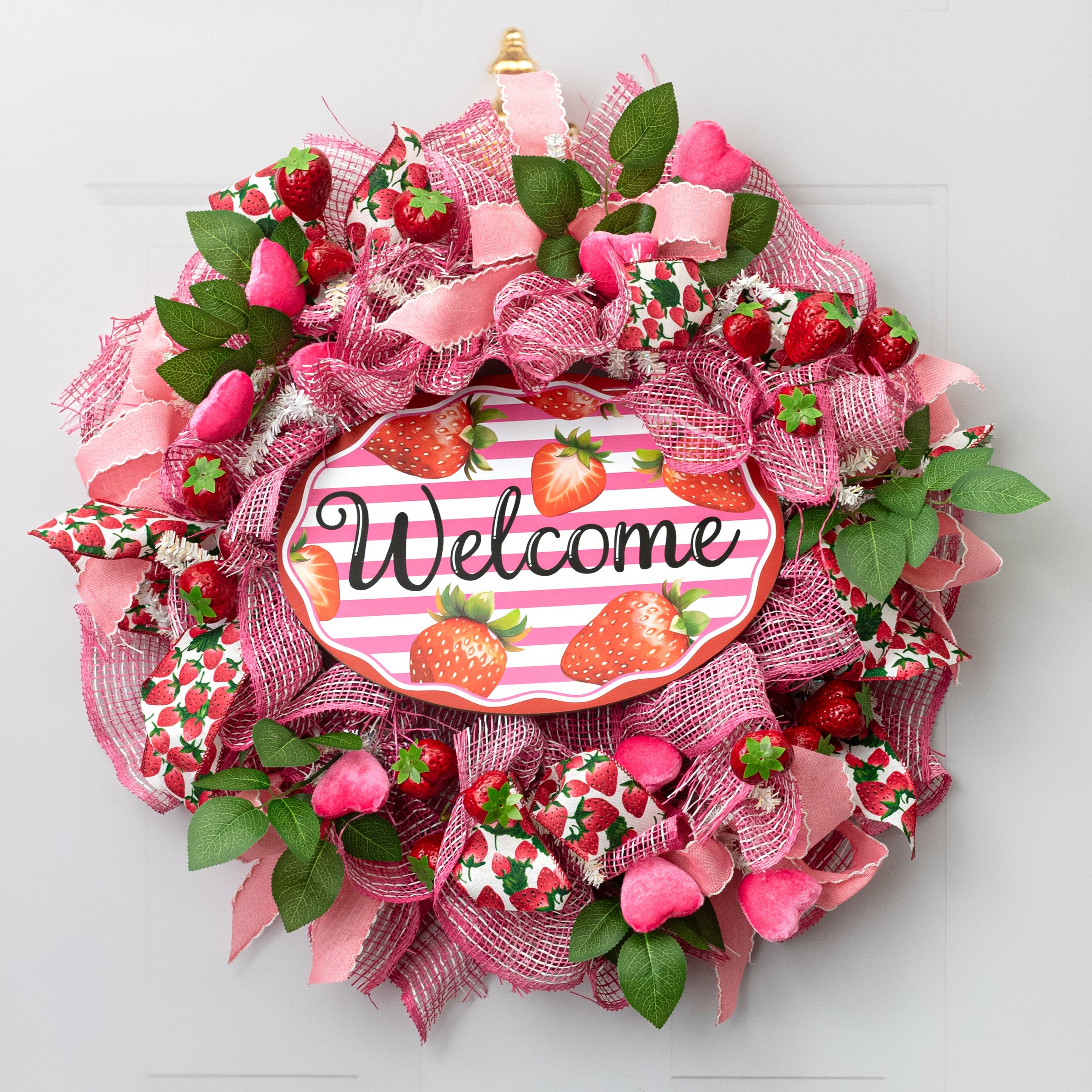 13" Oval Wooden Sign: Welcome Strawberries
