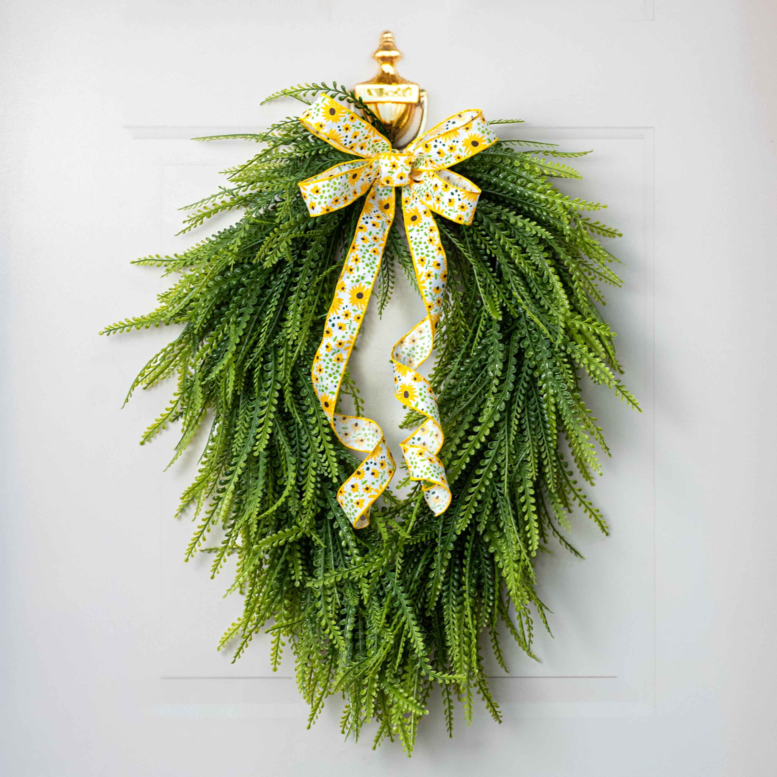26" x 17" Draping Button Fern Wreath