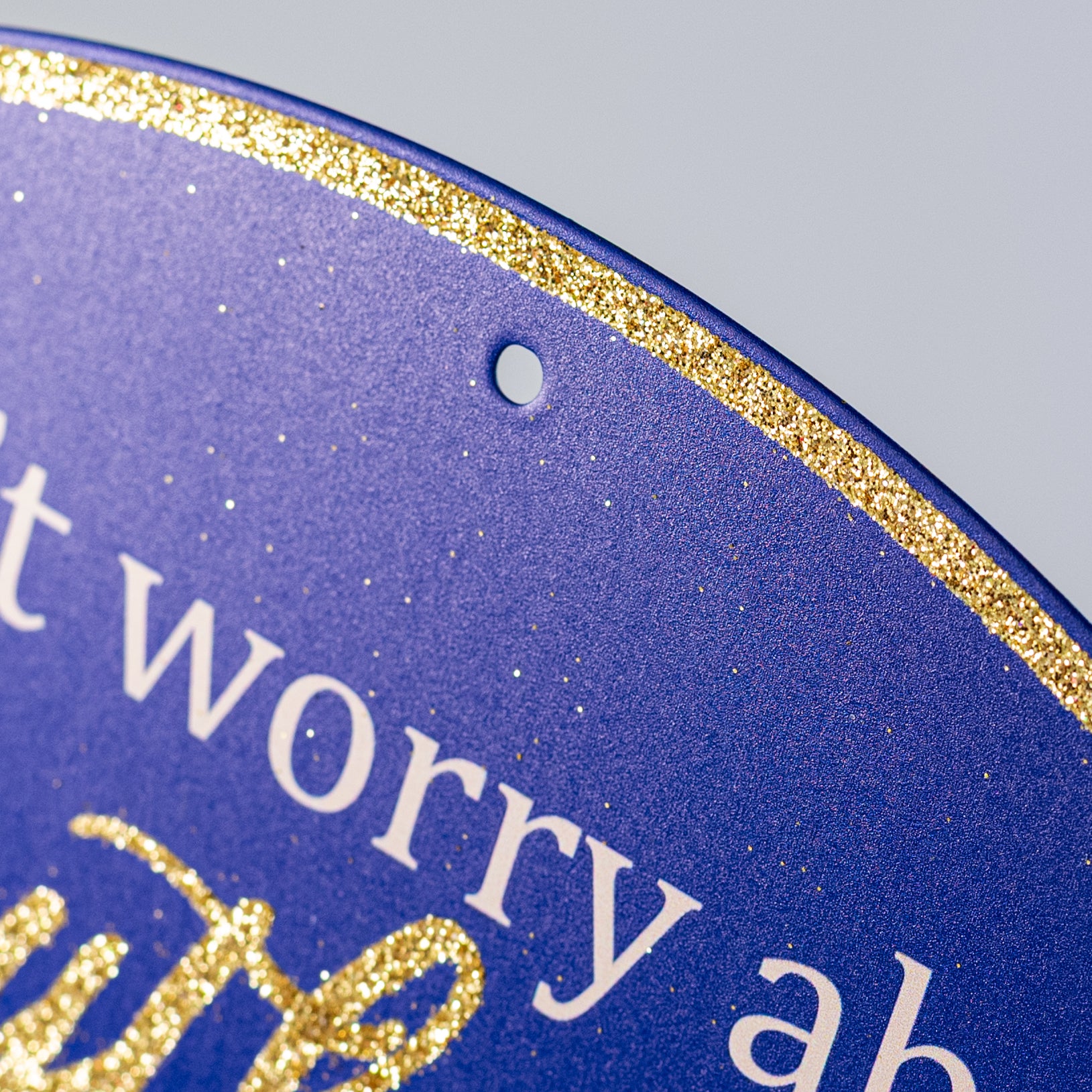 12" Round Metal Sign: Don't Worry Pray