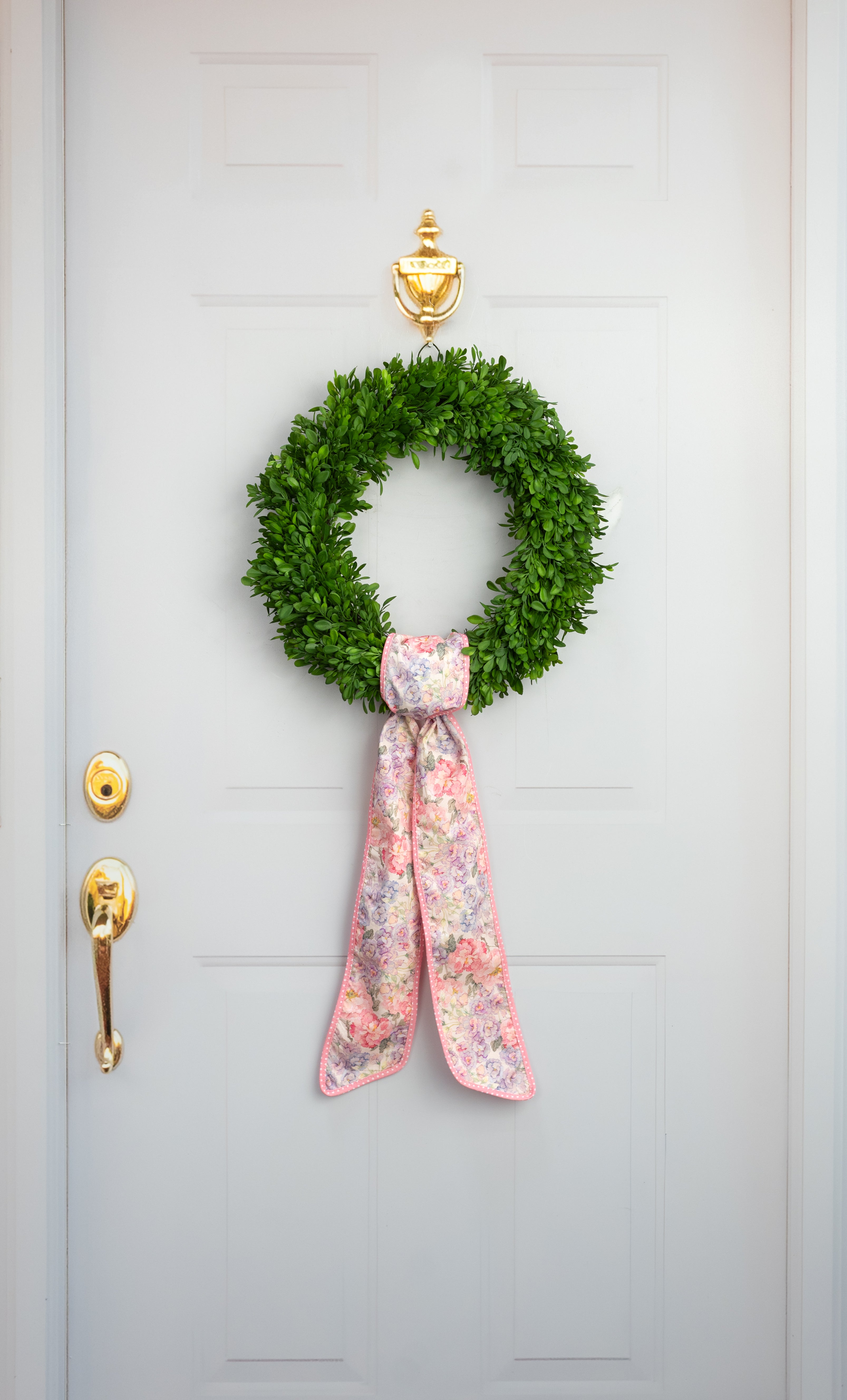 [D Stevens] 4" x 56" Poplin Wreath Sash: Mixed Florals on Rose Pink Polkadots