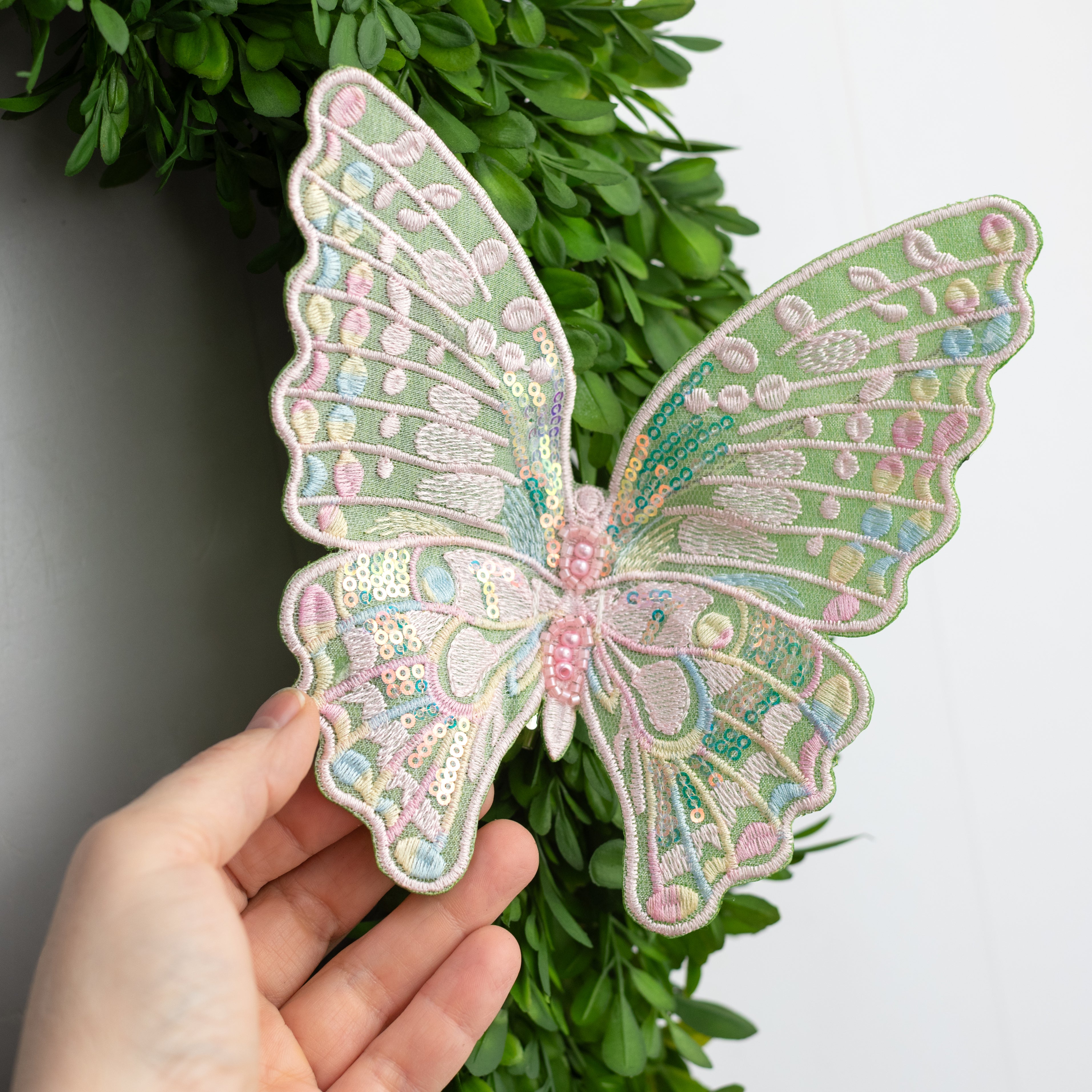 [D Stevens] 6" Embroidery Butterfly Clip: Pastel Moss Green