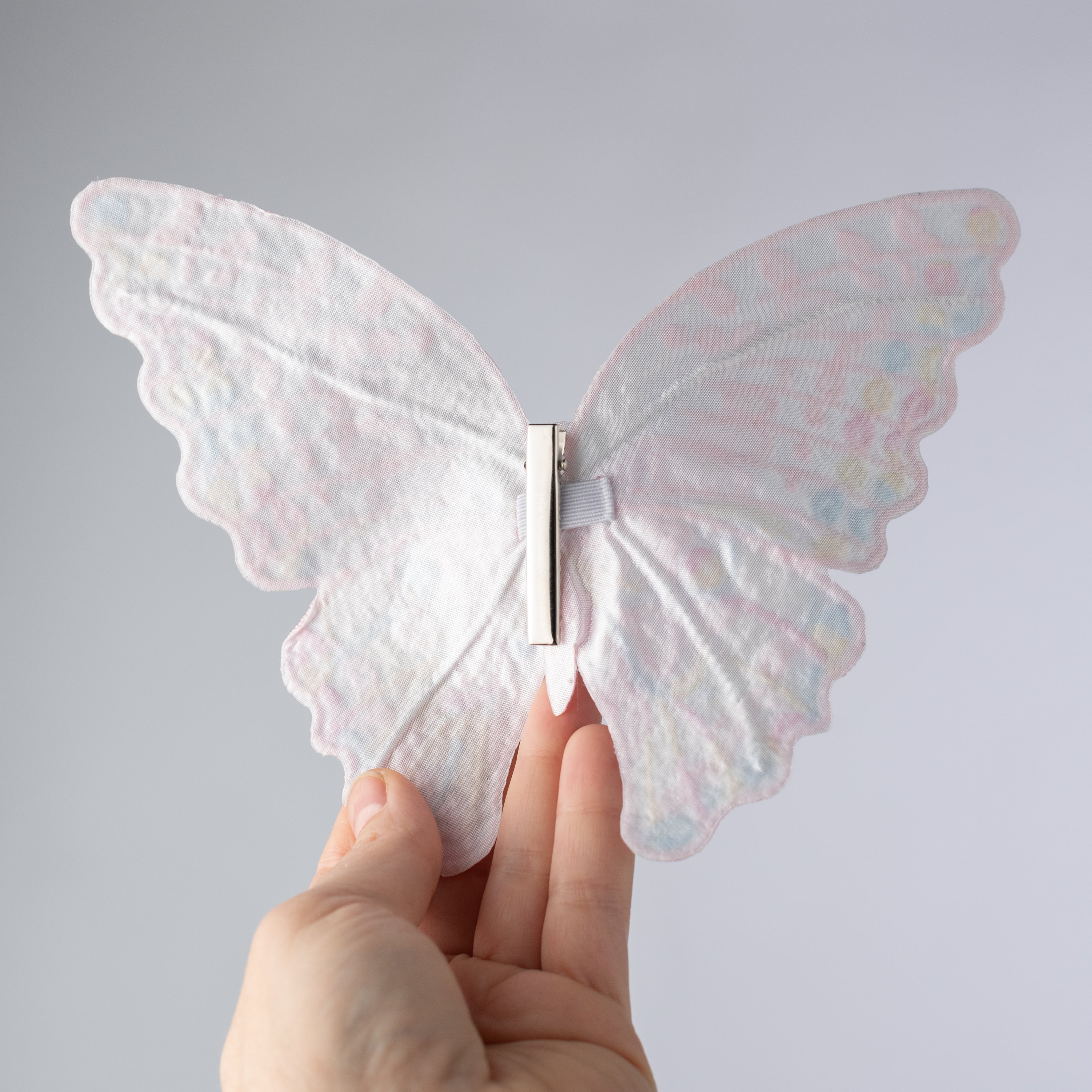 [D Stevens] 6" Embroidery Butterfly Clip: Pastel Pink