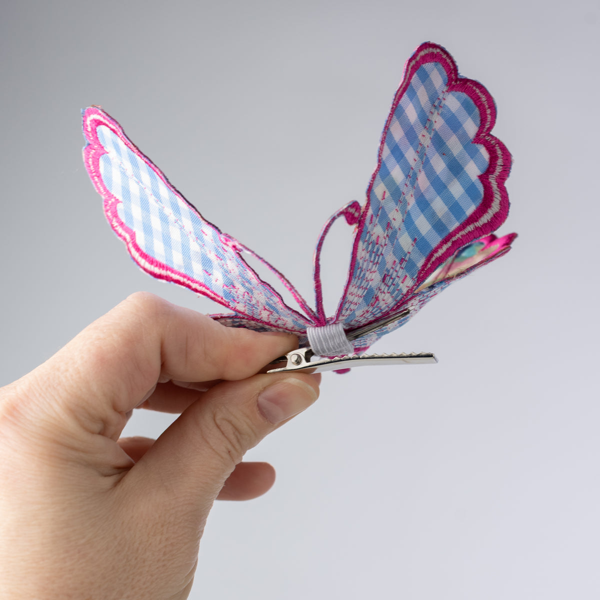 [D Stevens] 6" Embroidered Satin Butterfly Clip: Watercolor Floral Hot Pink