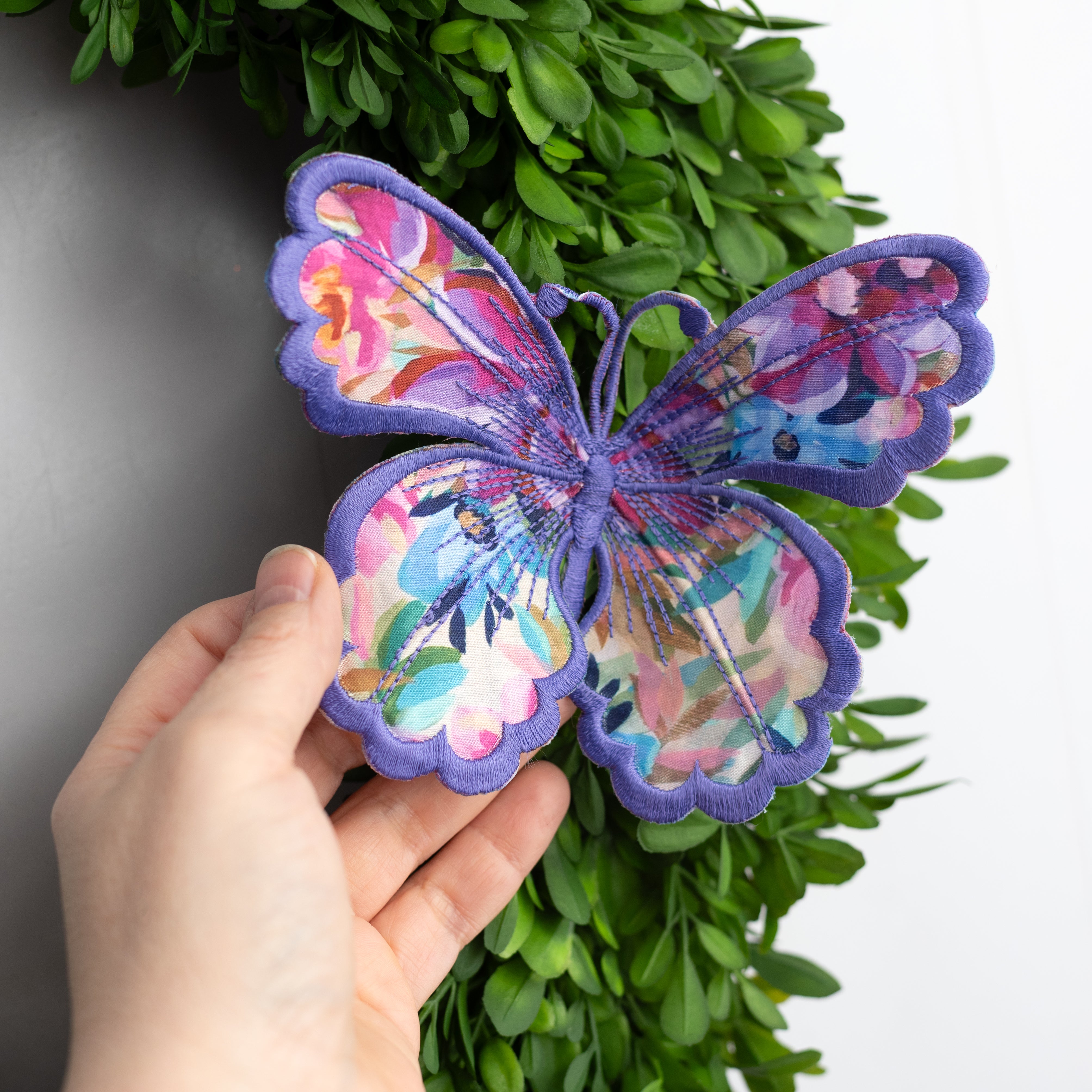 [D Stevens] 6" Embroidered Satin Butterfly Clip: Watercolor Floral Purple