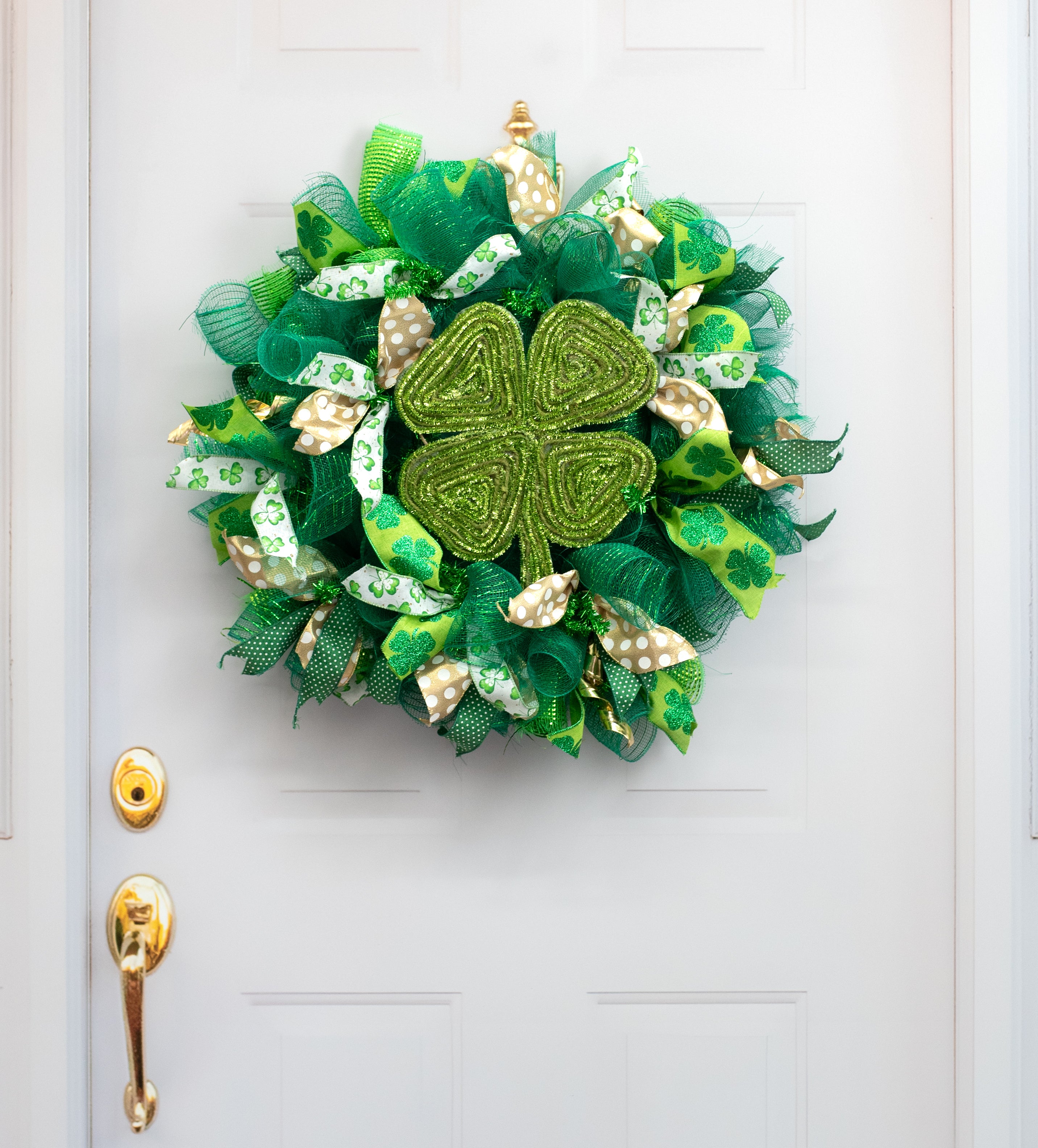 [IMPERFECT] 11" Jute & Tinsel Shamrock Clover detail photo 3