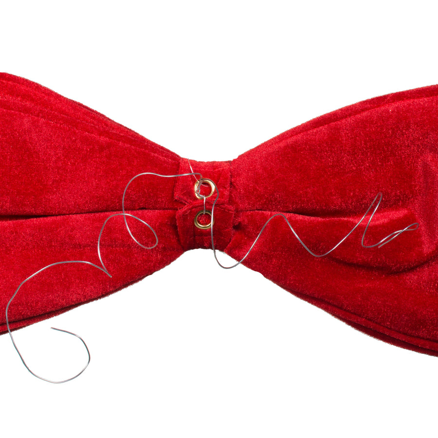 24" Jumbo Bow: Red Velvet detail photo 3