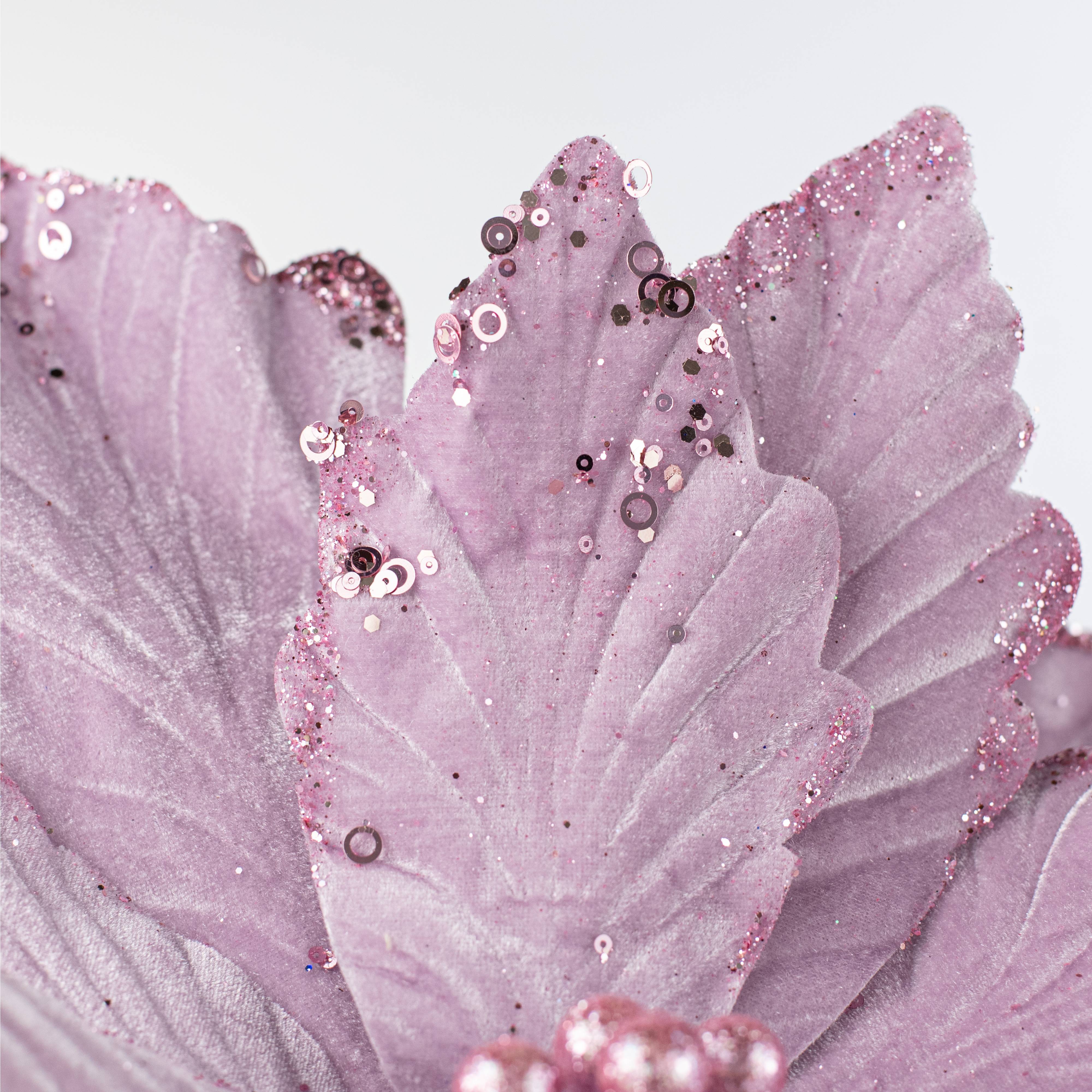 19" x 25" Jumbo Deluxe Velvet Poinsettia Stem: Lavender Purple detail photo 3