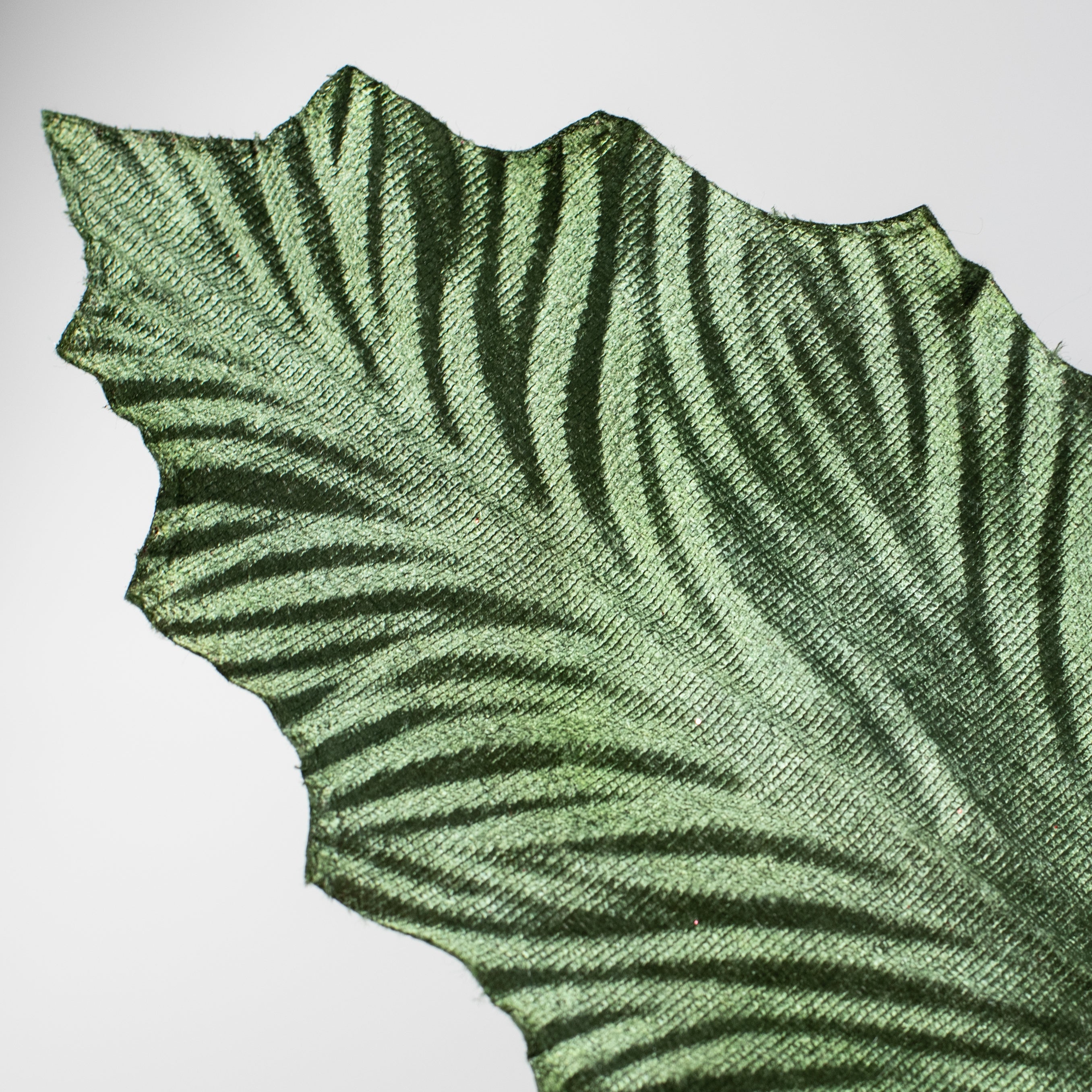 24" Jumbo Poinsettia Stem: White detail photo 5