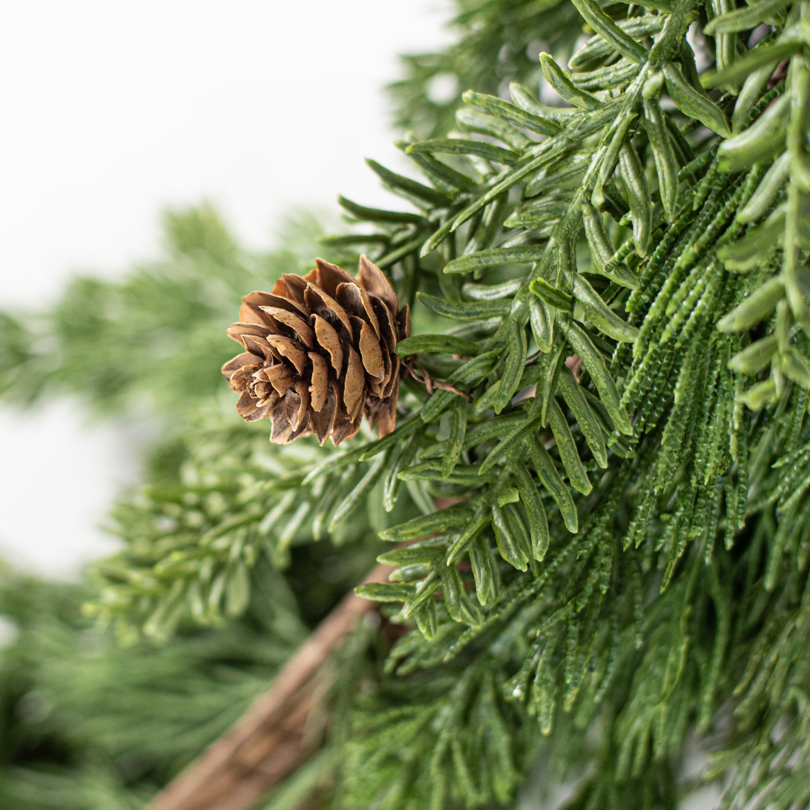6' Juniper Arborvitae Fir Garland detail photo 4