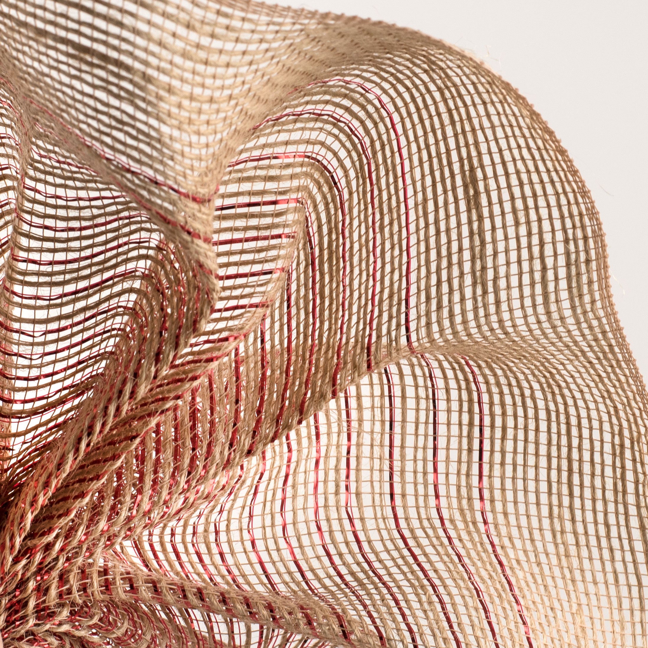 10" Jute Poly Mesh: Red Foil Ombré Lifestyle Photo