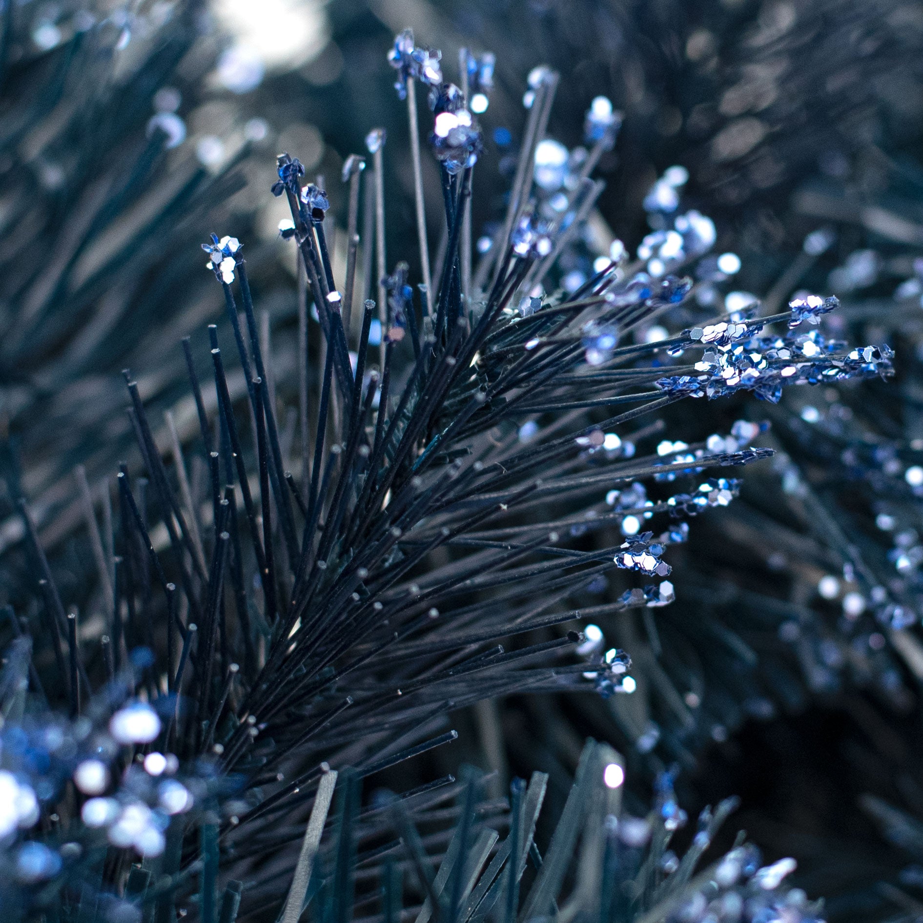 24" King's Pine Wreath: Navy Blue detail photo 3