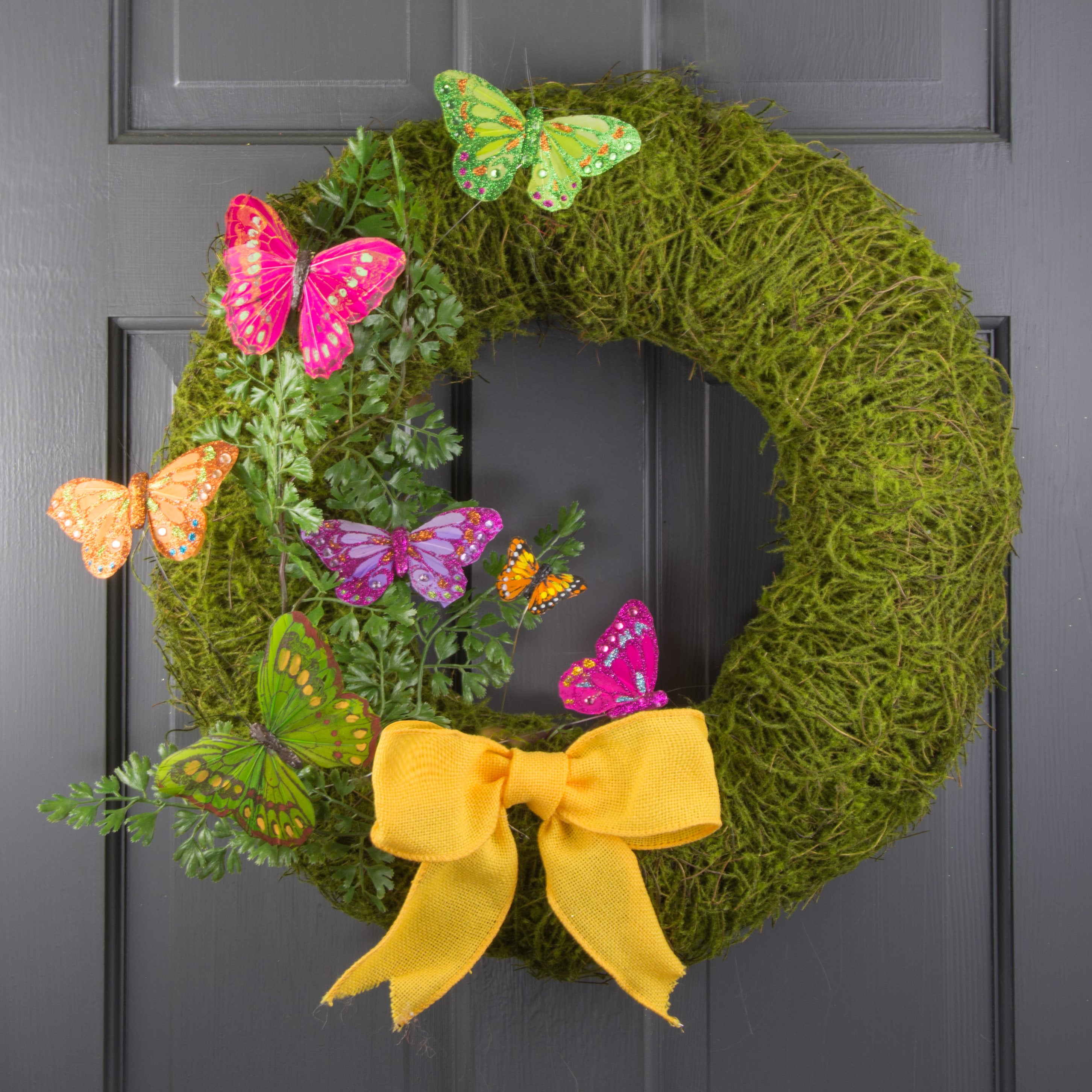 18" Green Moss Vine Wreath