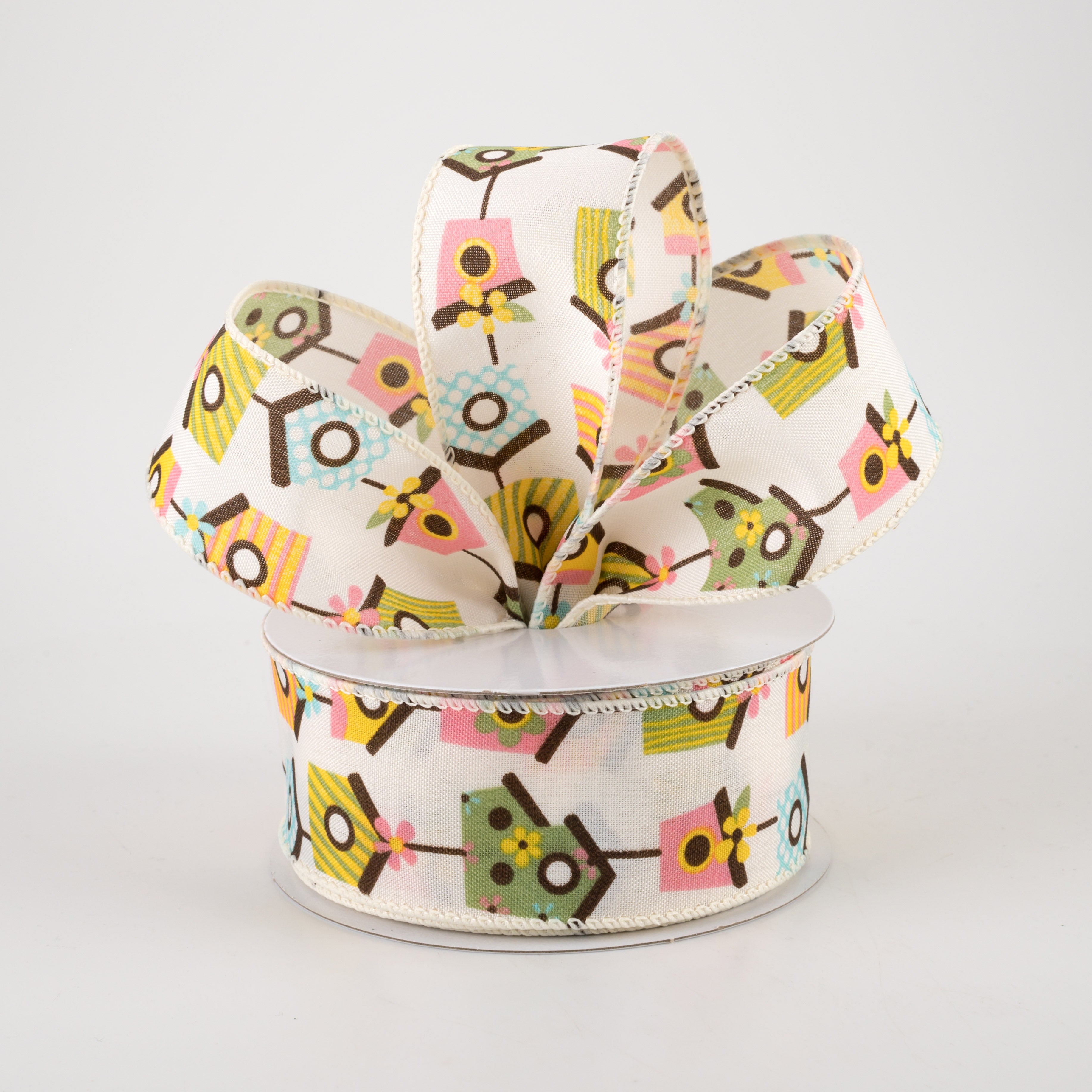 1.5" Linen Vintage Birdhouses Ribbon: Ivory (10 Yards) Lifestyle Photo