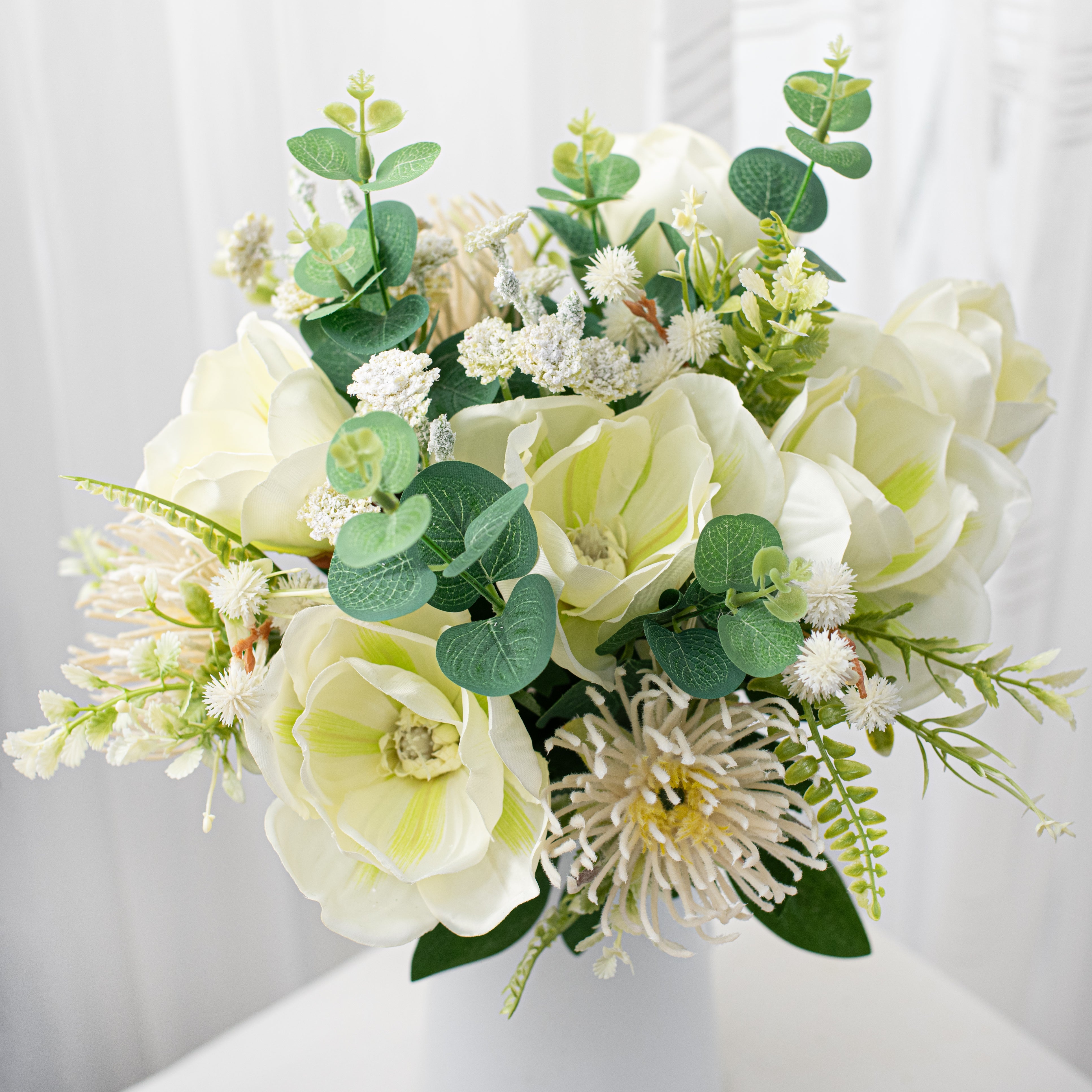 17" Magnolia & Protea Bush: Cream White Item Number: FB1952