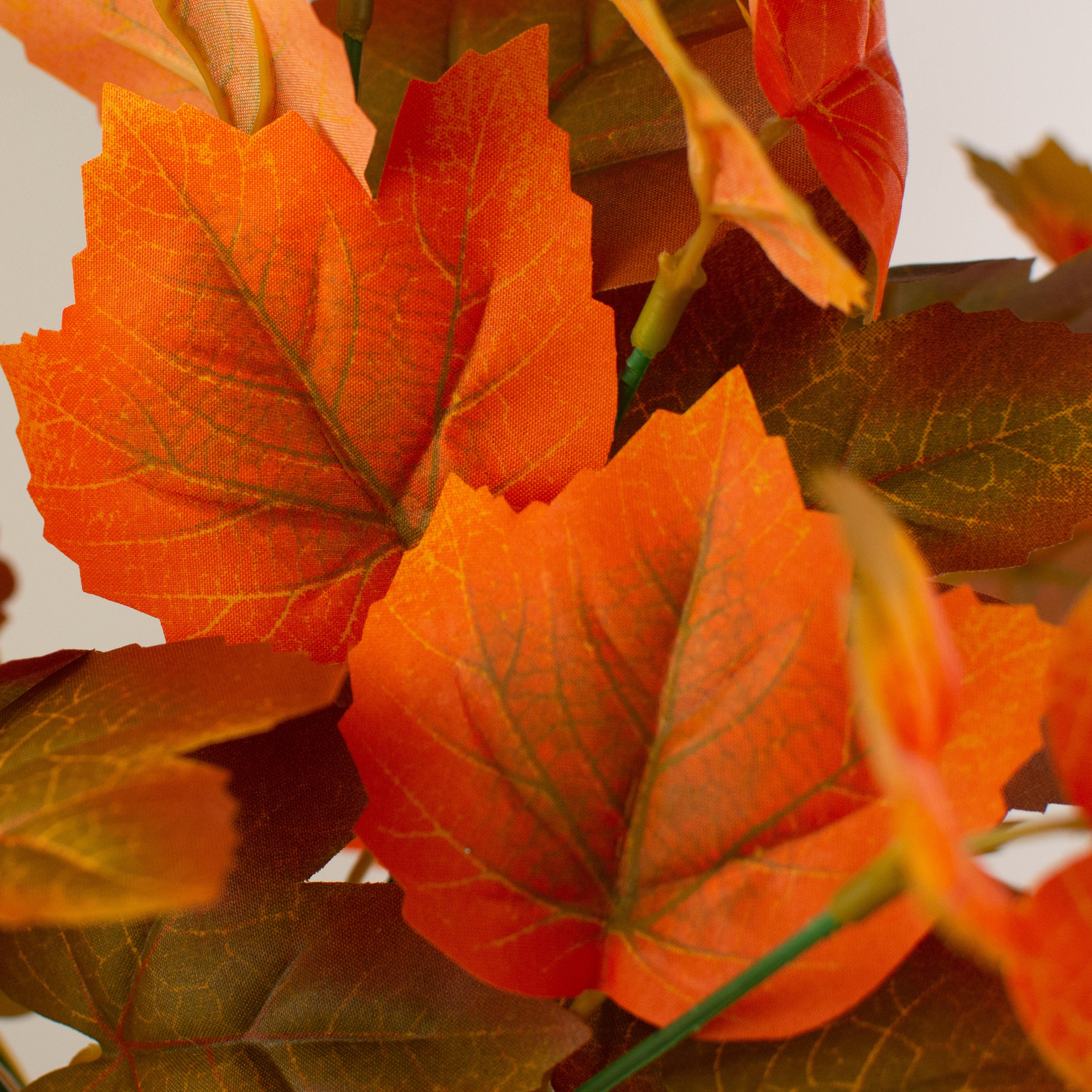 13" Maple Leaves Bush detail photo 4