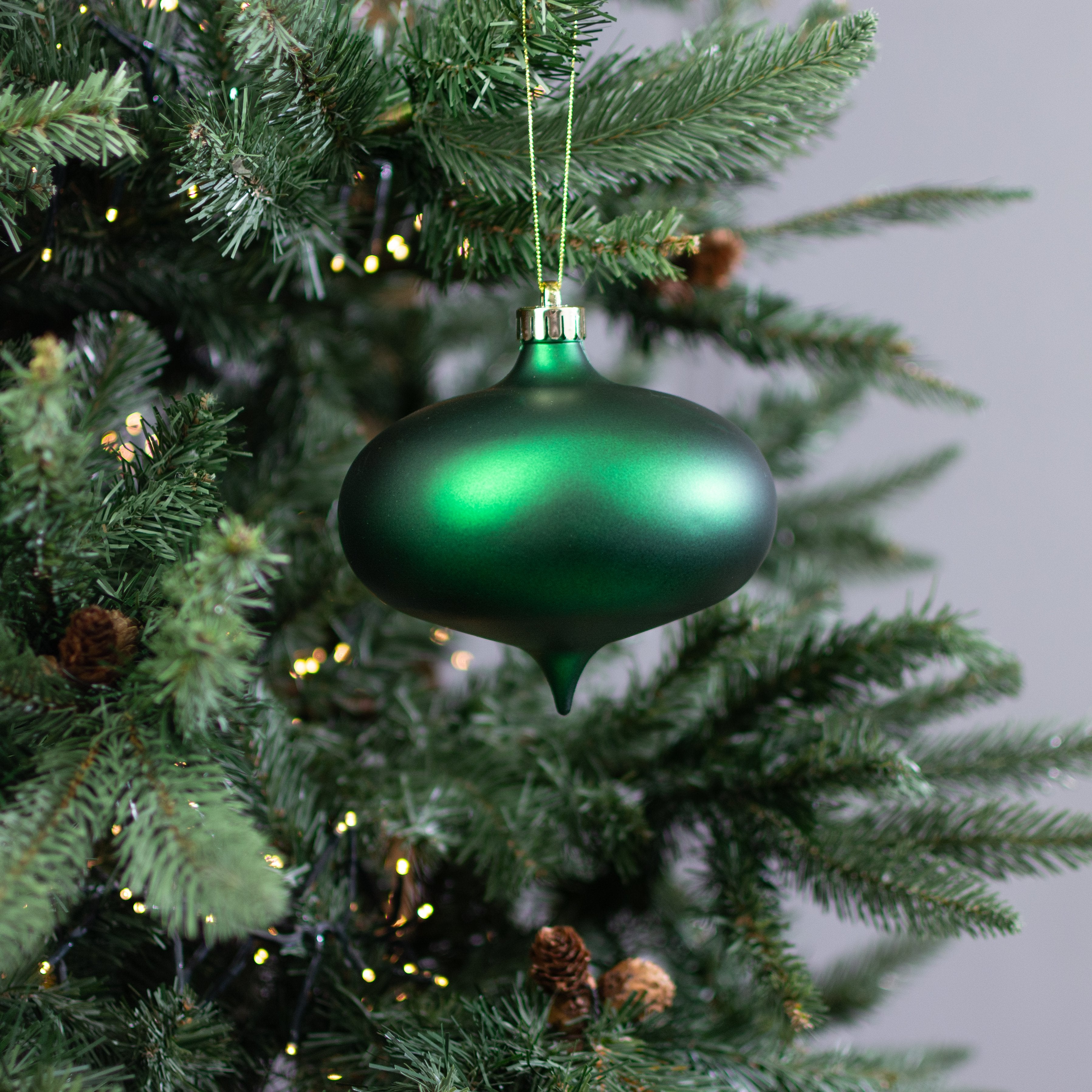 6" Matte Onion Shape Ornament: Deep Emerald Green Lifestyle Photo