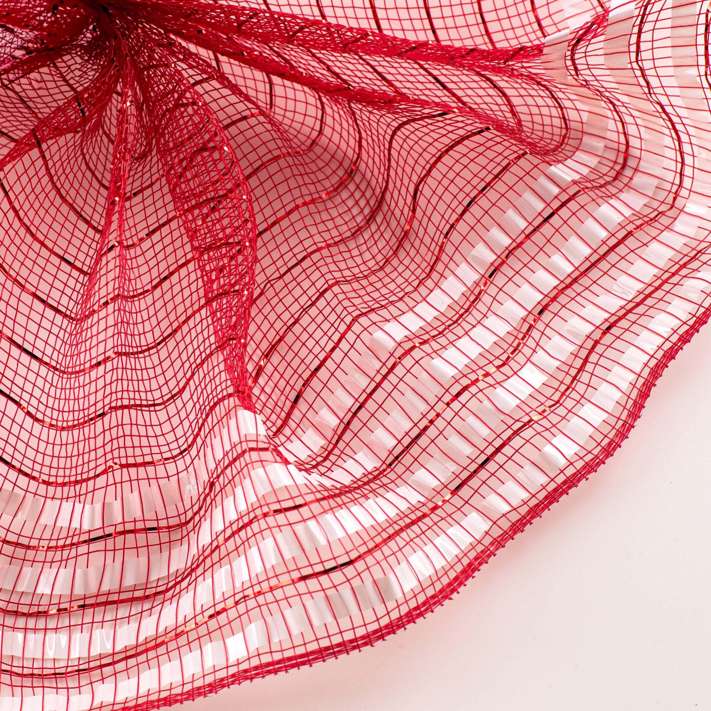 10" Matte XL Wide Foil Border Mesh: Red & White detail photo 3