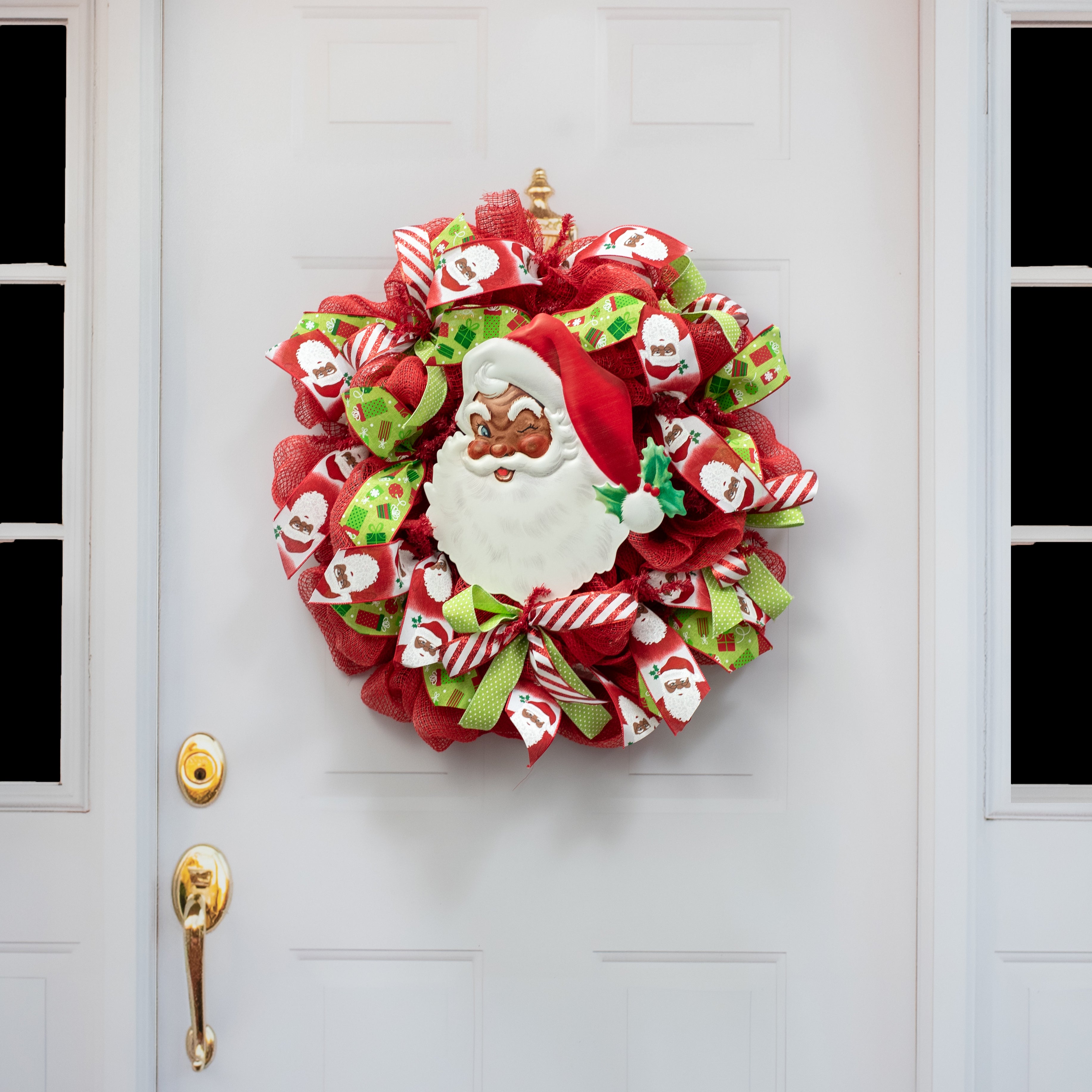 13" Metal Embossed Hanger: Brown Santa Face detail photo 4