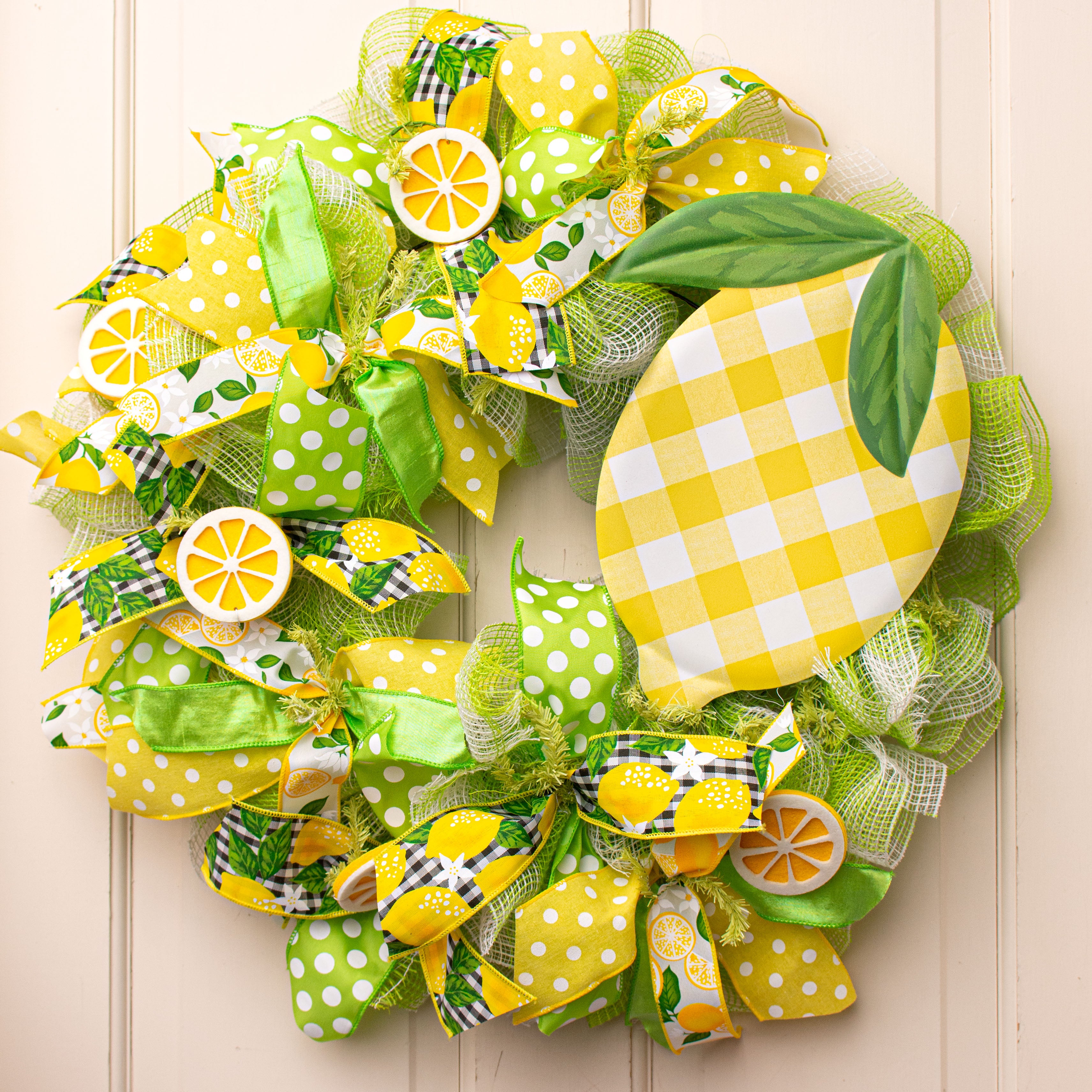 12" Metal Embossed Hanger: Check Lemon Lifestyle Photo