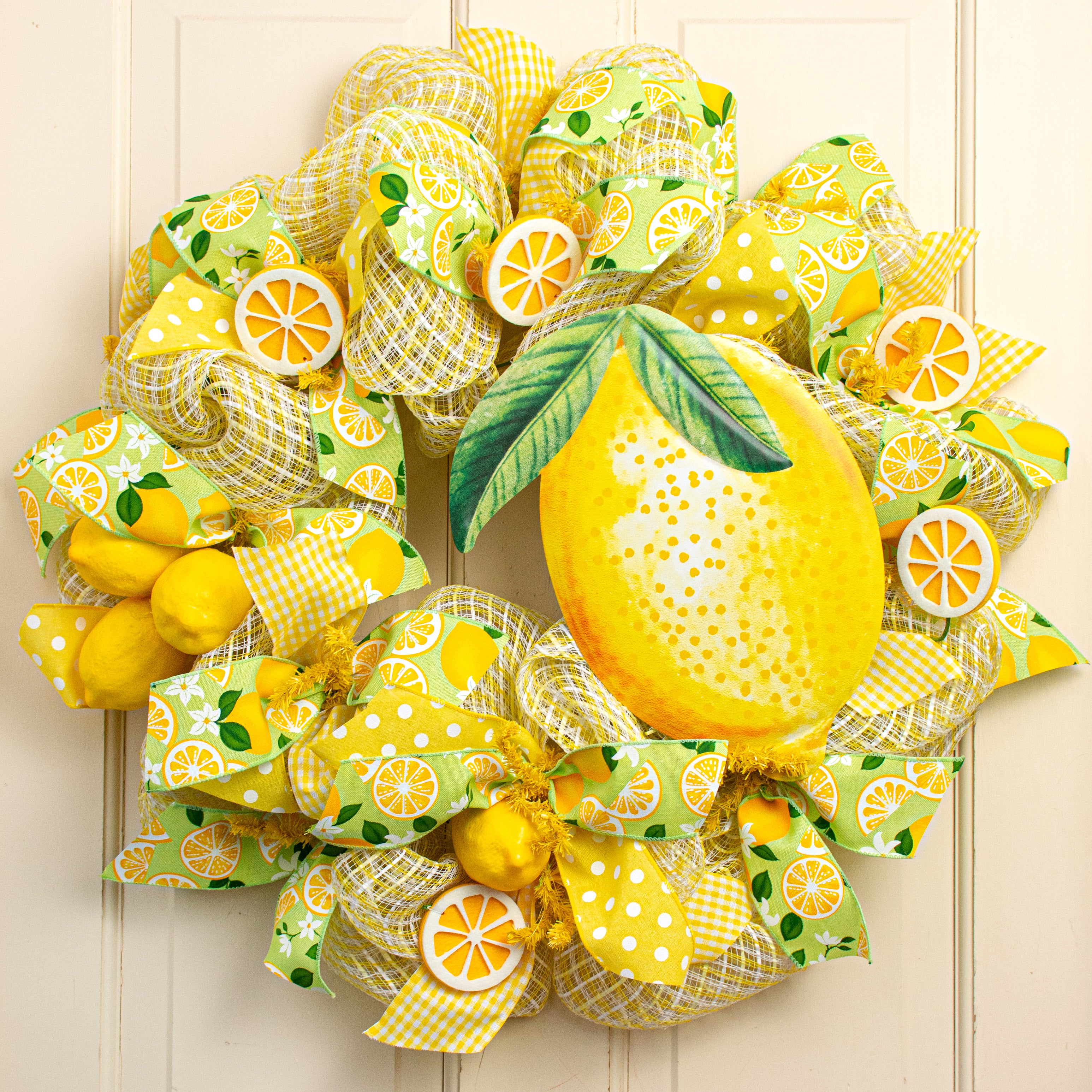 12" Metal Embossed Hanger: Watercolor Lemon detail photo 5