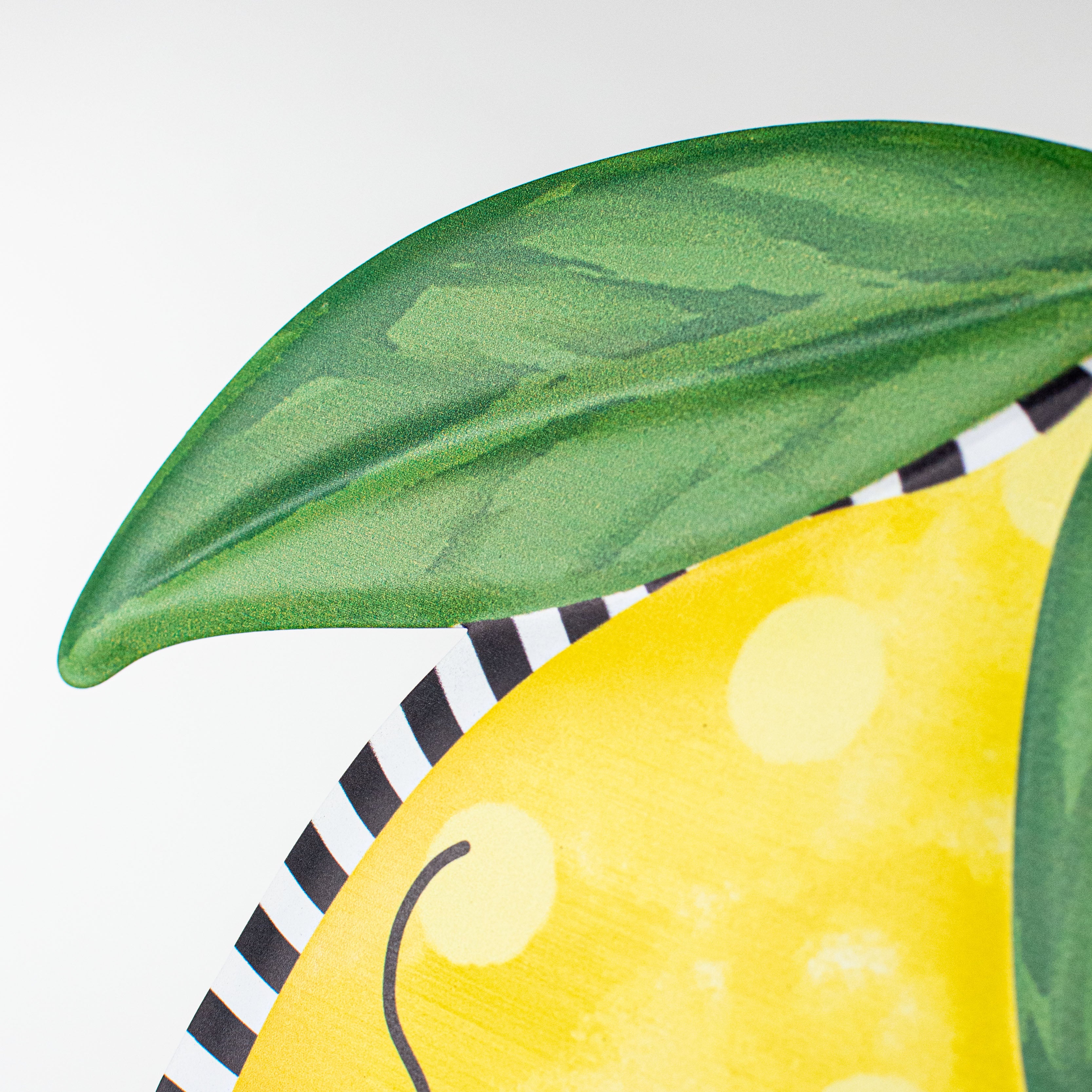 12" Metal Embossed Hanger: Welcome Lemon detail photo 3