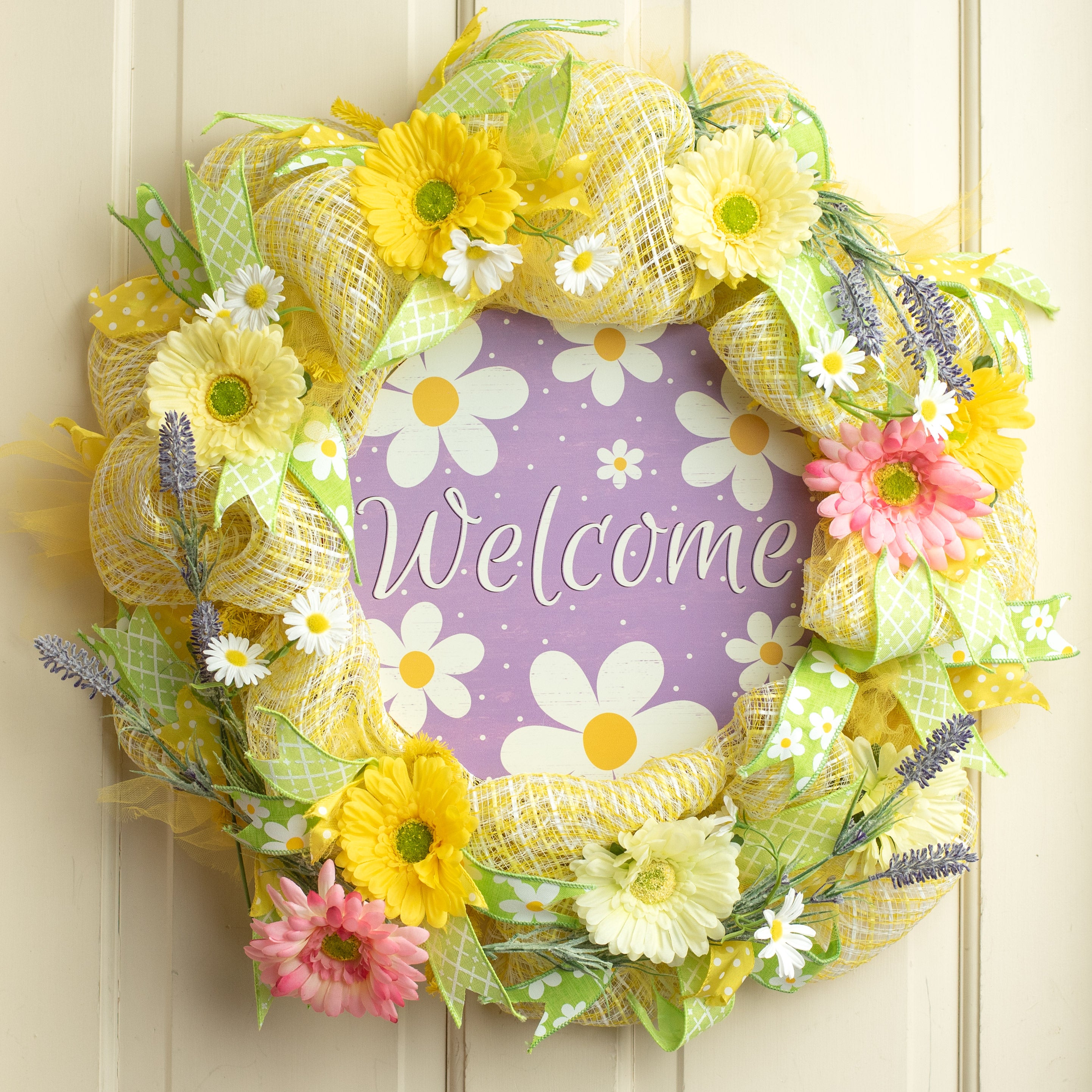 12" Metal Sign: Lavender Daisy Welcome Lifestyle Photo