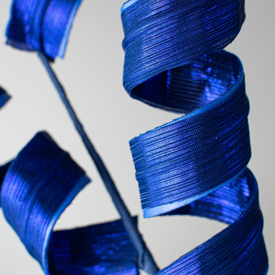 28" Metallic Curly Spray: Blue Lifestyle Photo