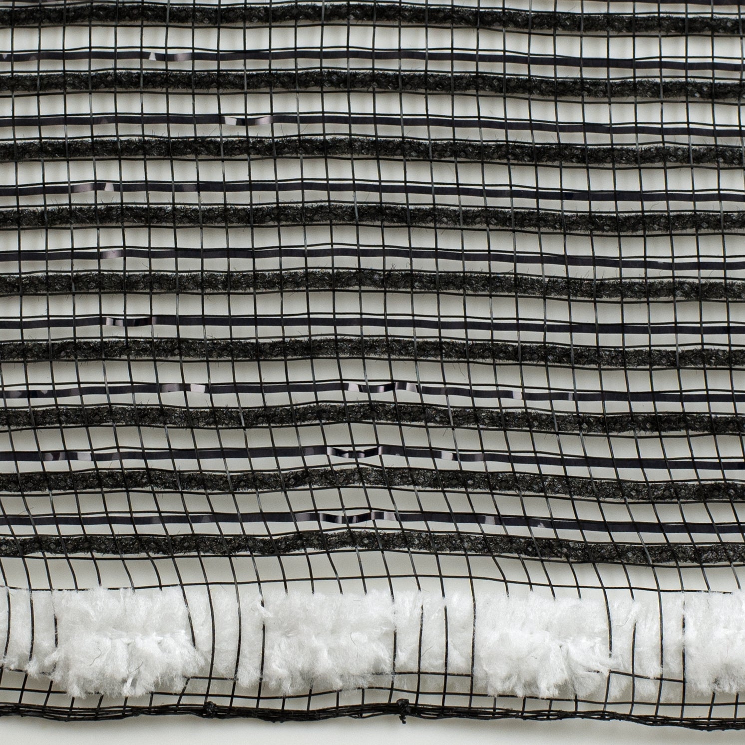 10" Metallic Fat Snow Edge Breeze Mesh: Black (5 Yards) detail photo 3