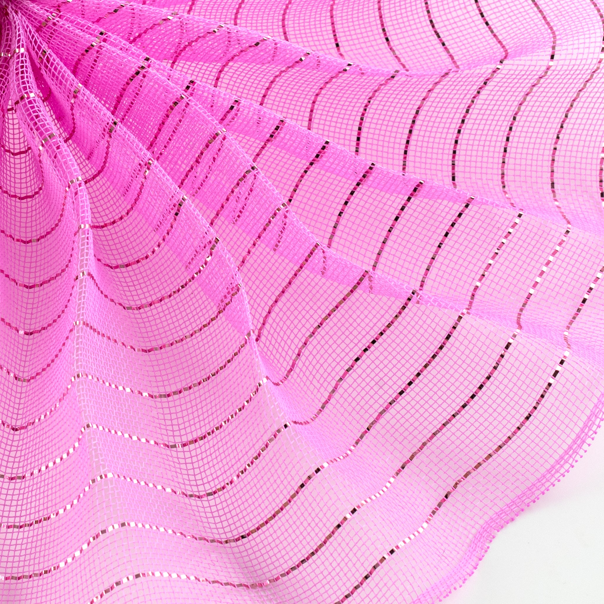10" Metallic Fine Weave Deco Mesh: Pink Lifestyle Photo