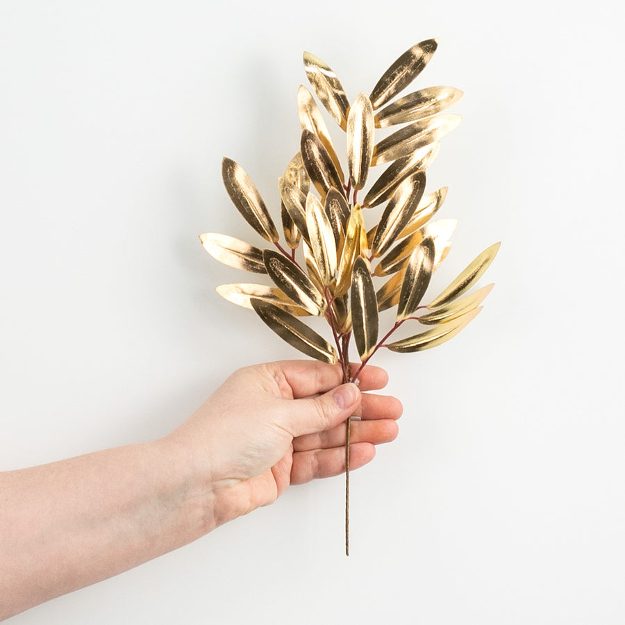 11" Metallic Laurel Pick: Gold detail photo 3
