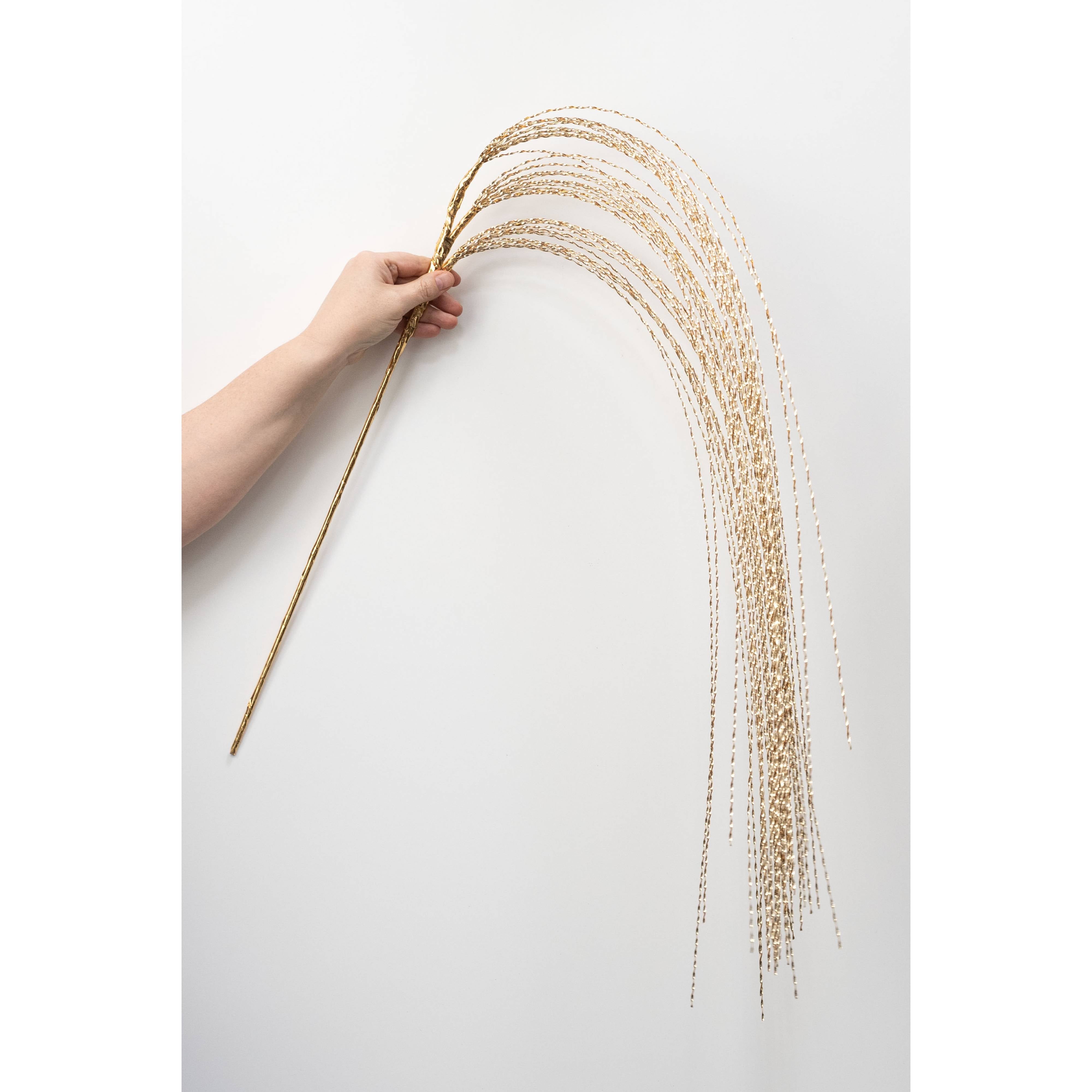 48" Metallic Twisted Grass Spray: Gold detail photo 3