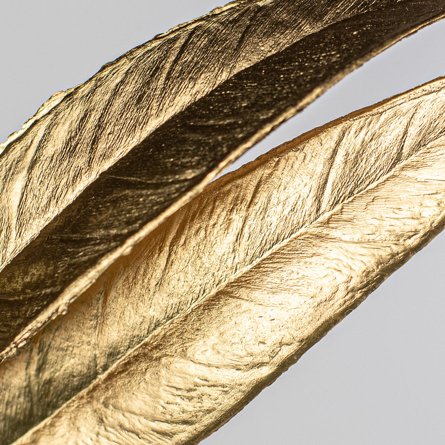 23" Metallic White Willow Leaf Spray: Gold Lifestyle Photo