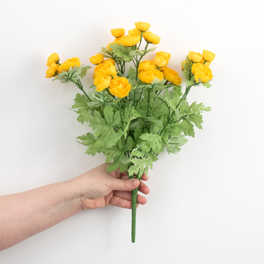 17" Mini Ranunculus Bush: Yellow detail photo 3